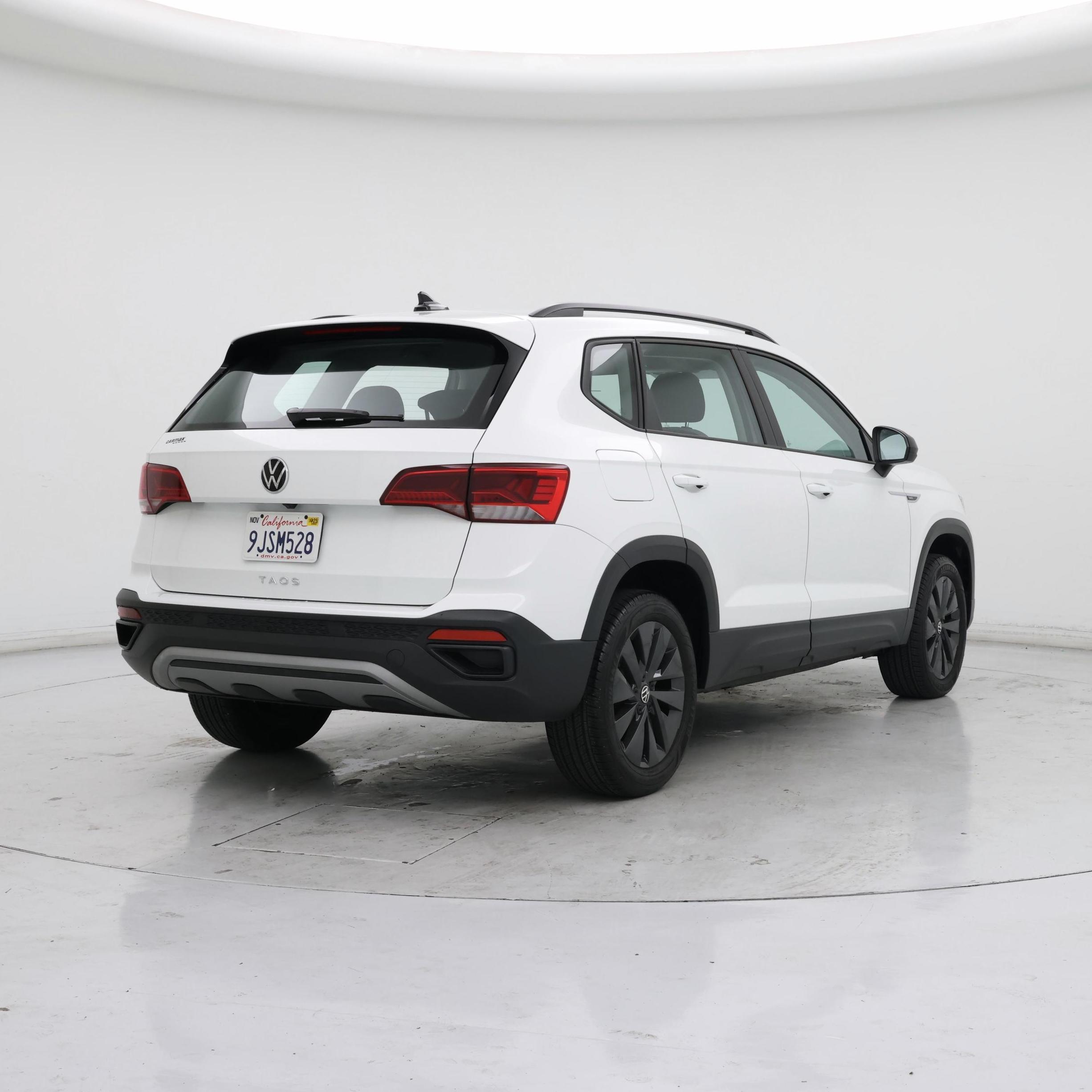 Thumbnail: 2023 Volkswagen Taos - 8