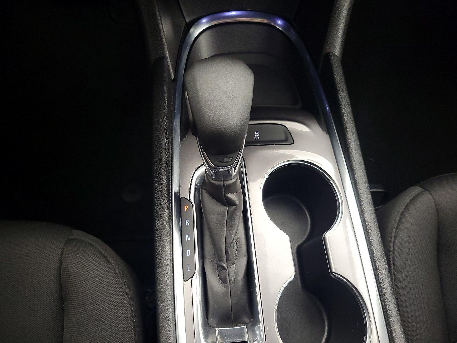 Thumbnail: 2023 Chevrolet Malibu - 17