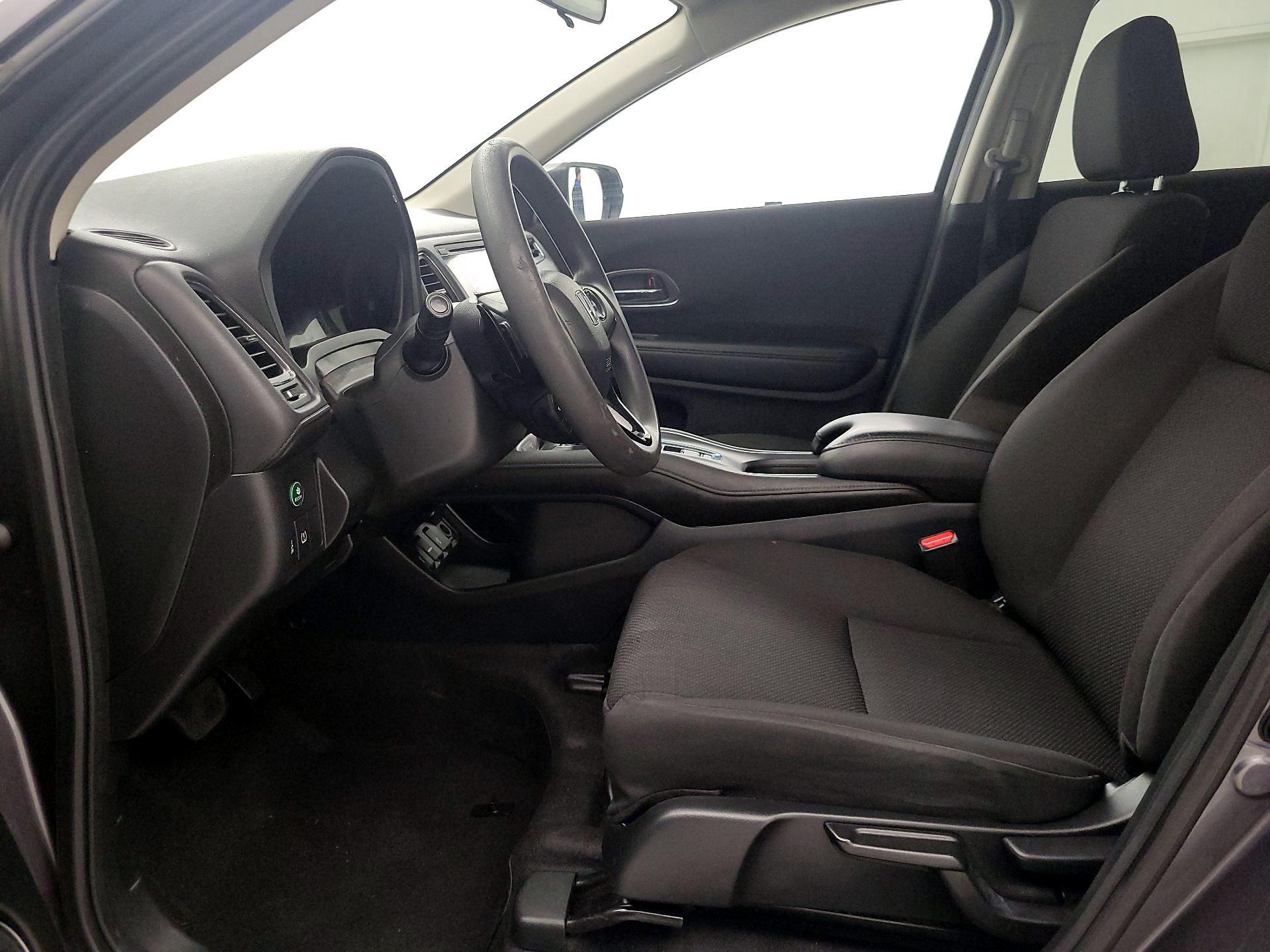 Thumbnail: 2018 Honda HR-V - 11