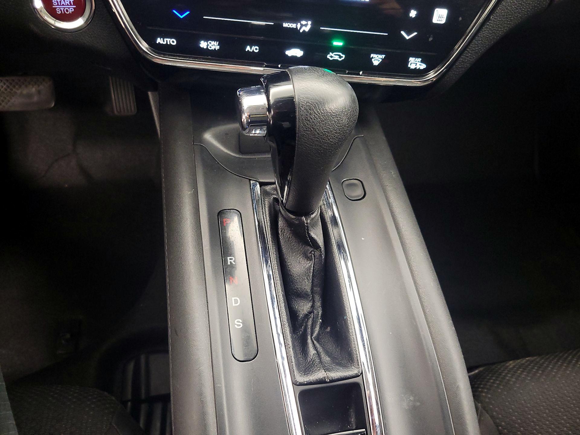 Thumbnail: 2018 Honda HR-V - 17