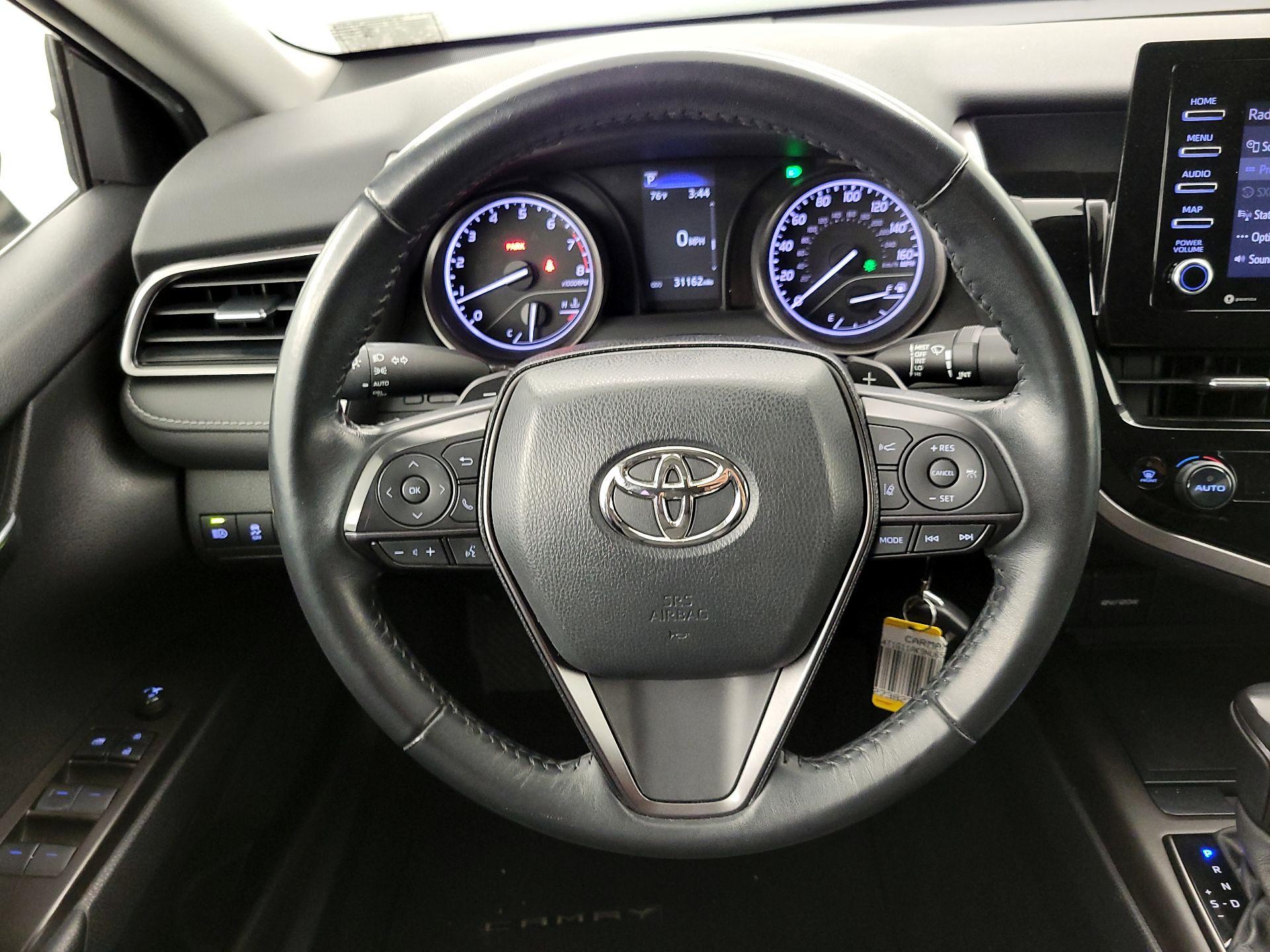 Thumbnail: 2022 Toyota Camry - 10