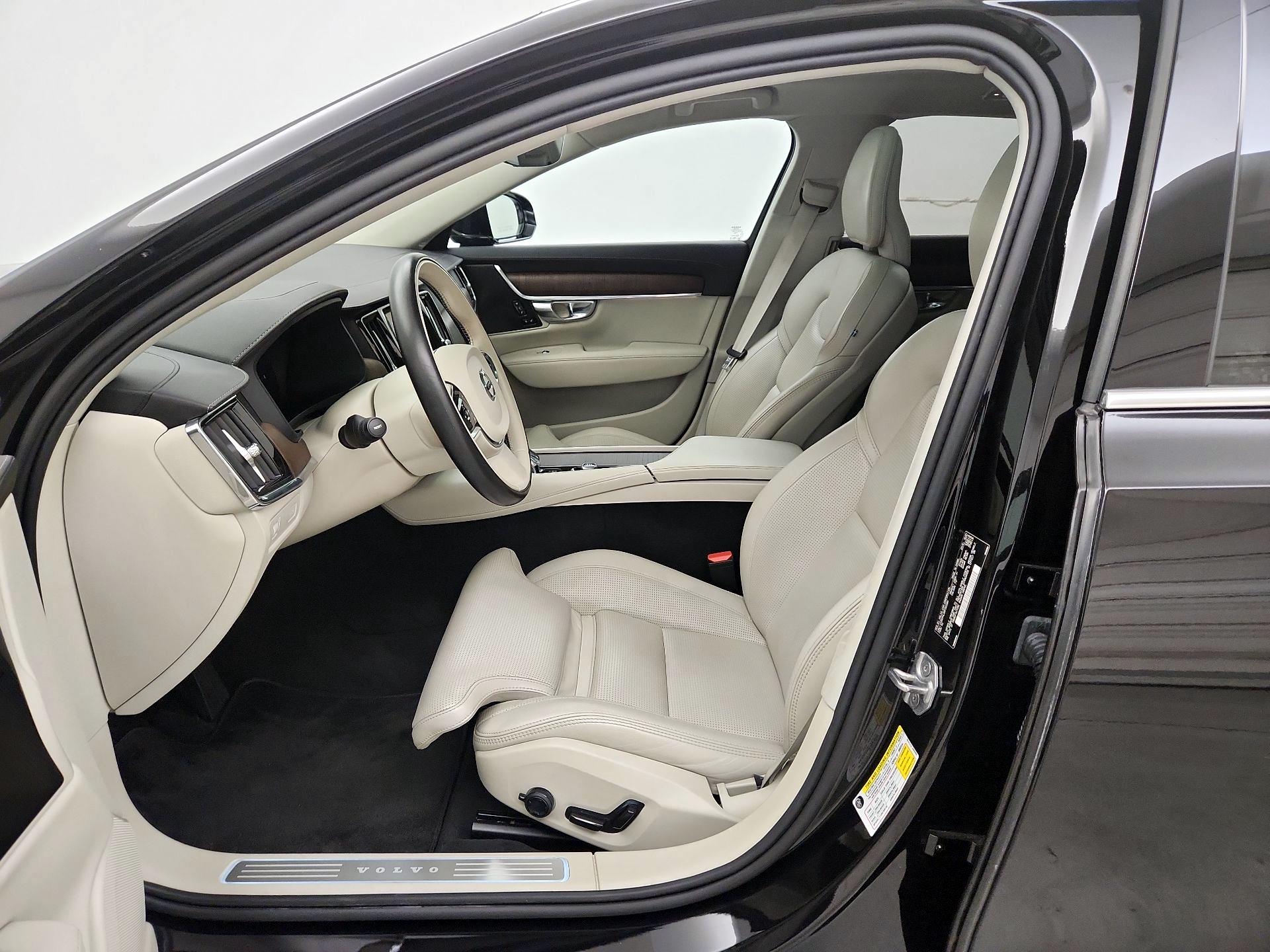 Thumbnail: 2022 Volvo S90 - 11