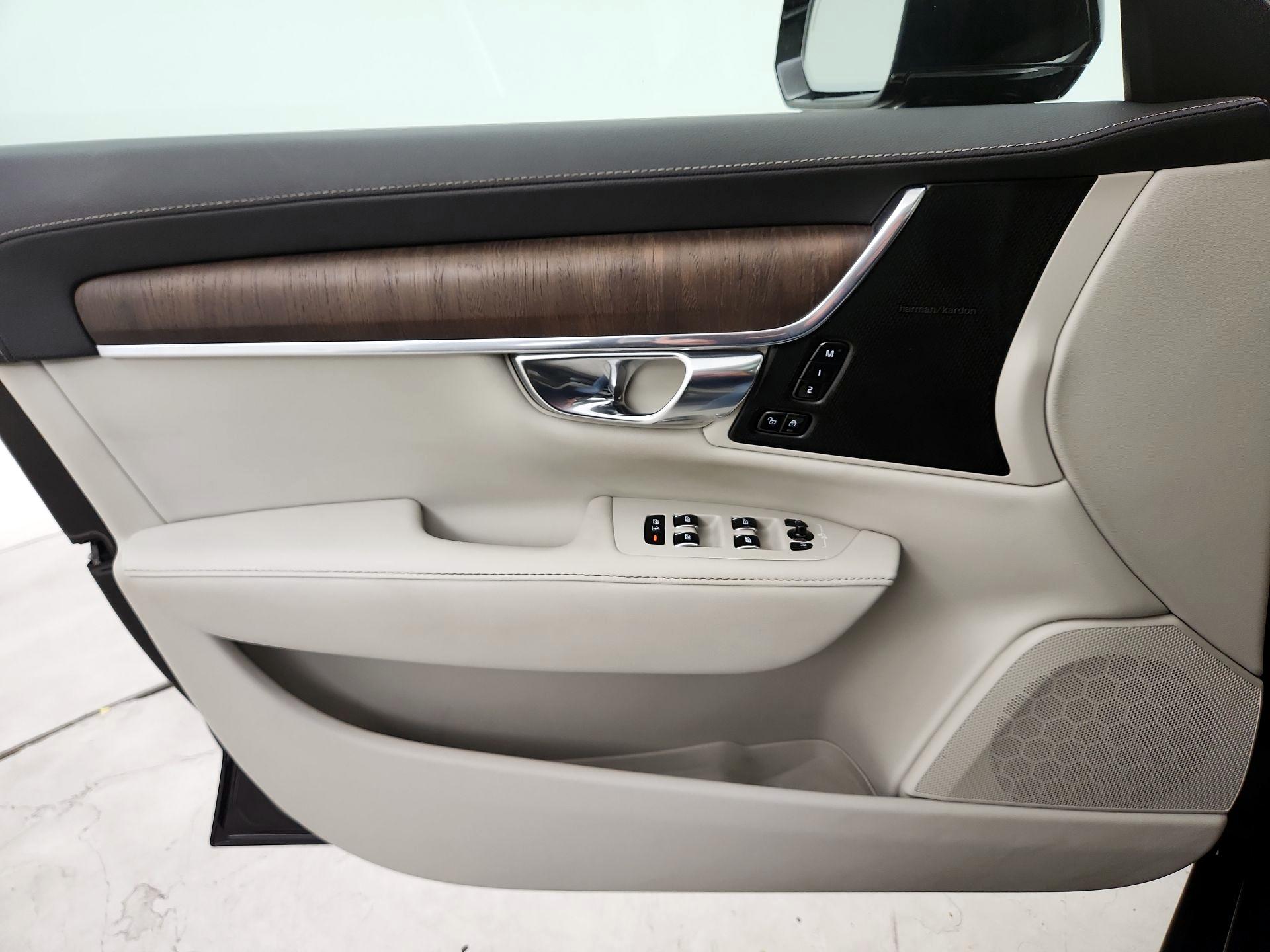 Thumbnail: 2022 Volvo S90 - 12