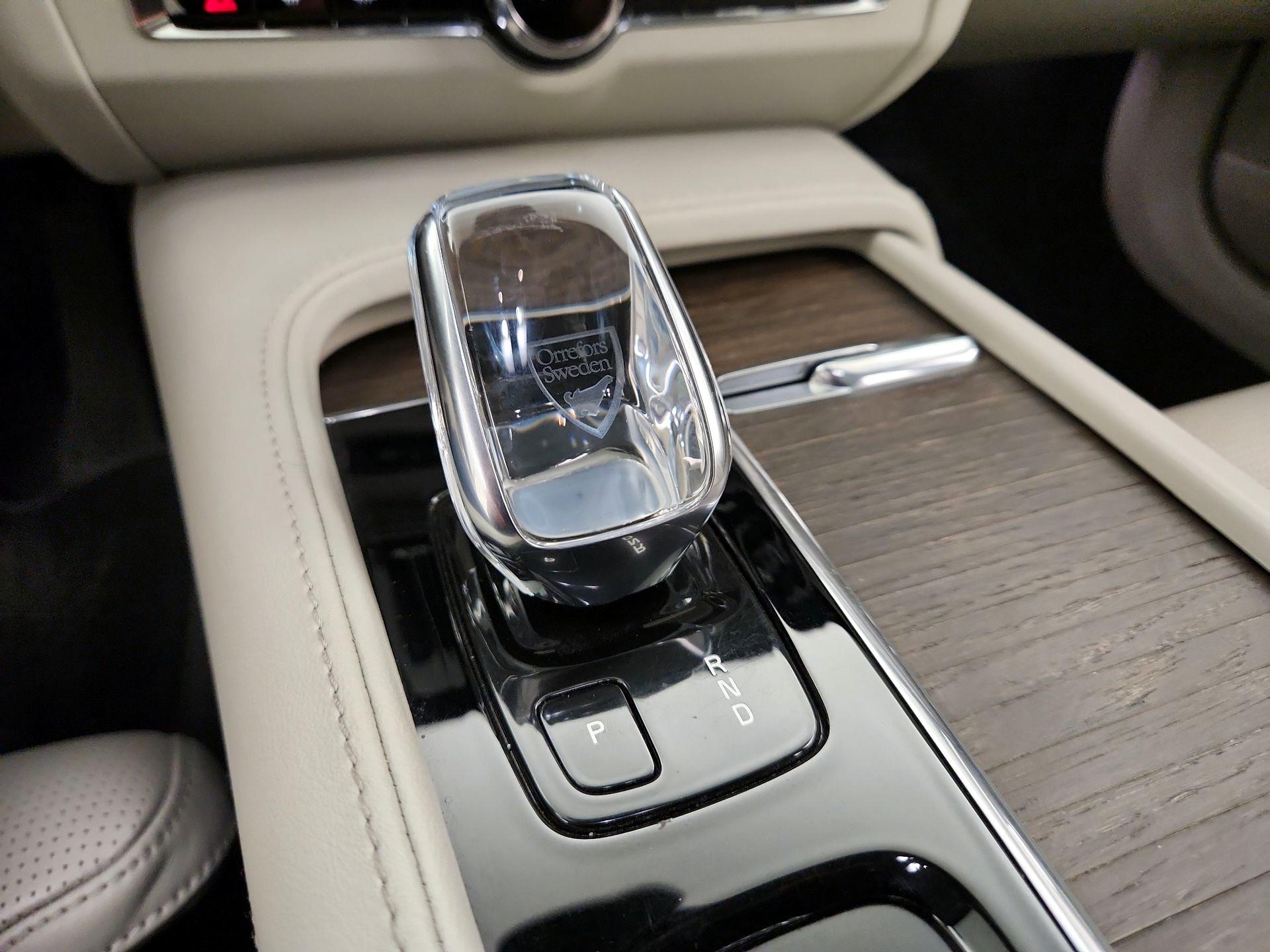 Thumbnail: 2022 Volvo S90 - 18