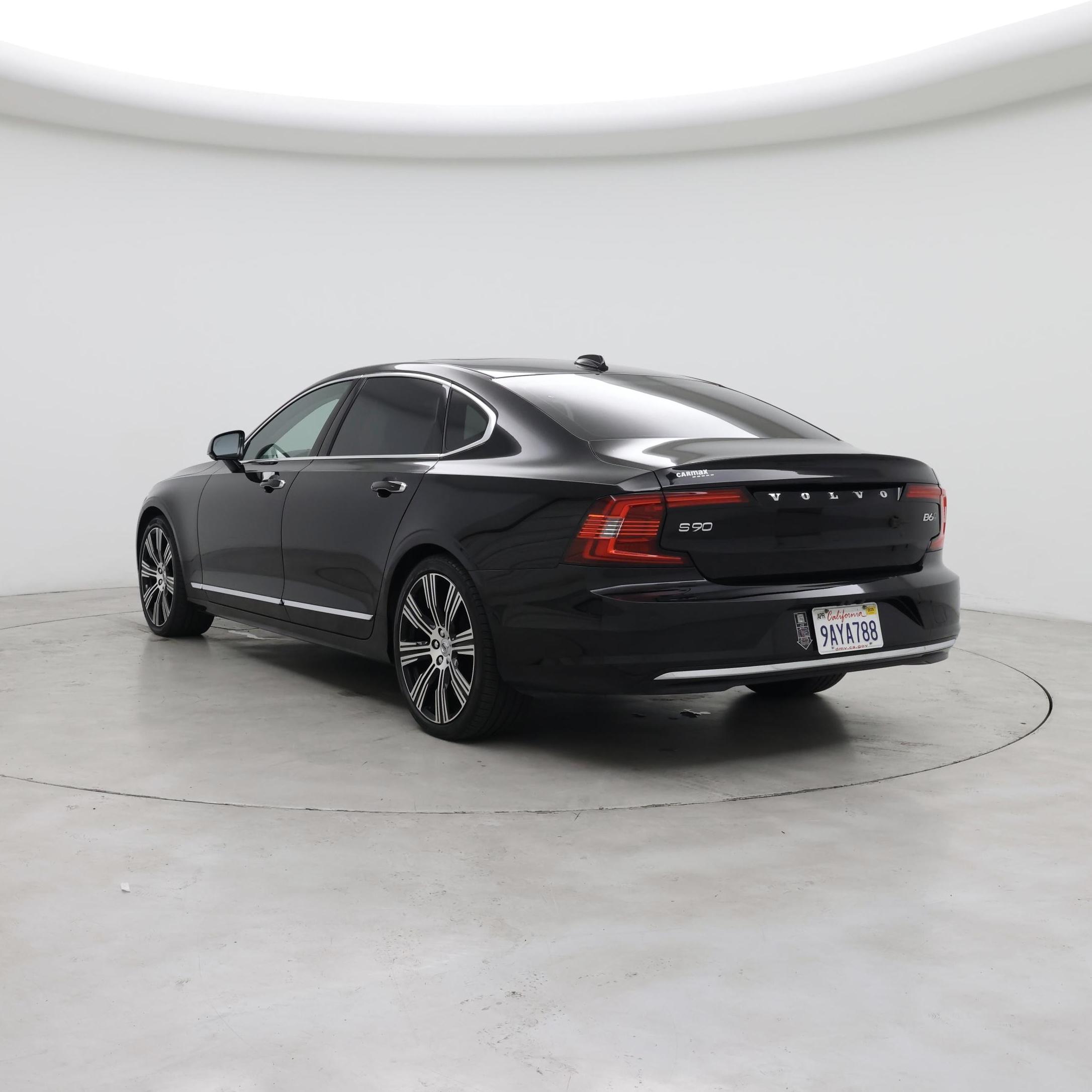 Thumbnail: 2022 Volvo S90 - 2