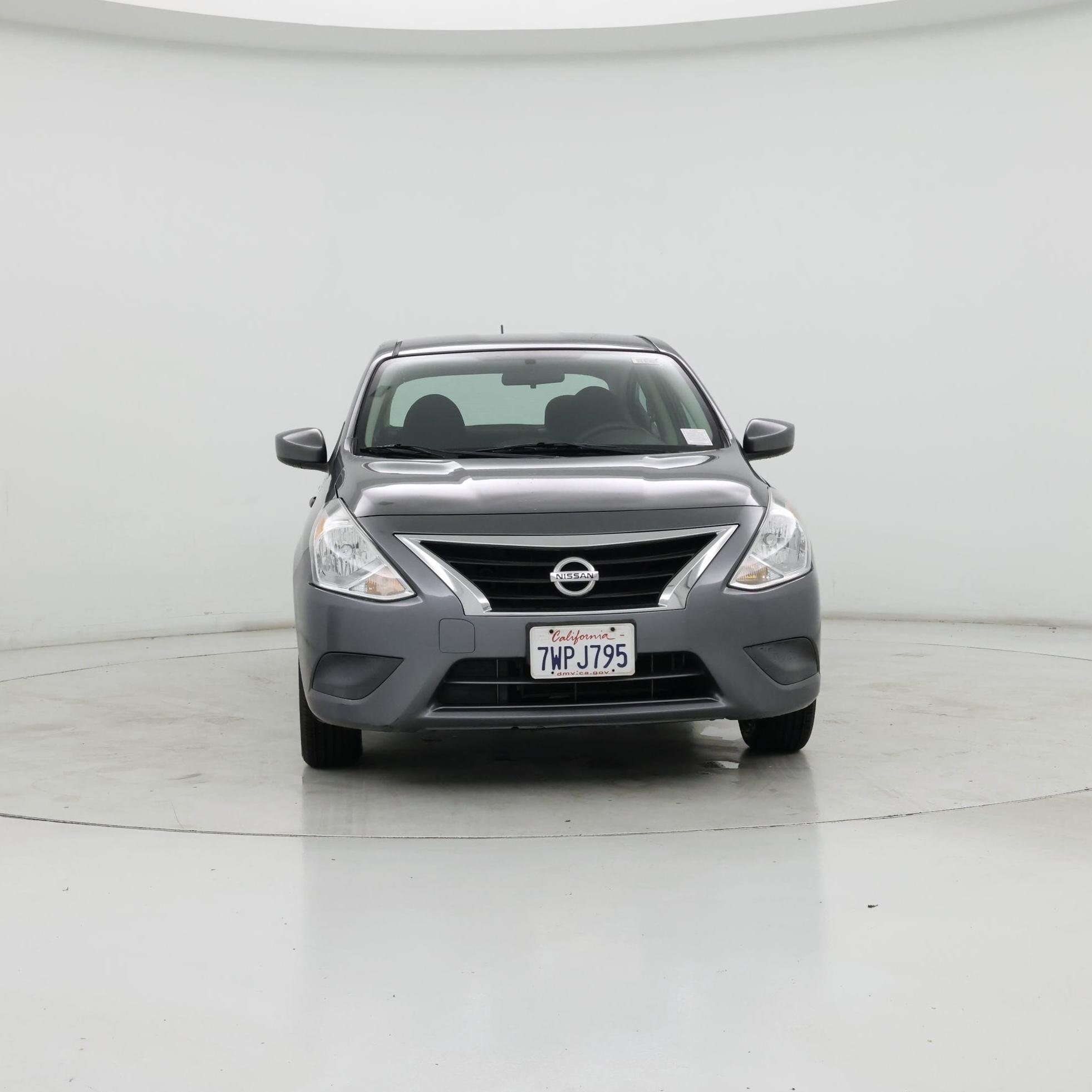 Thumbnail: 2017 Nissan Versa - 5
