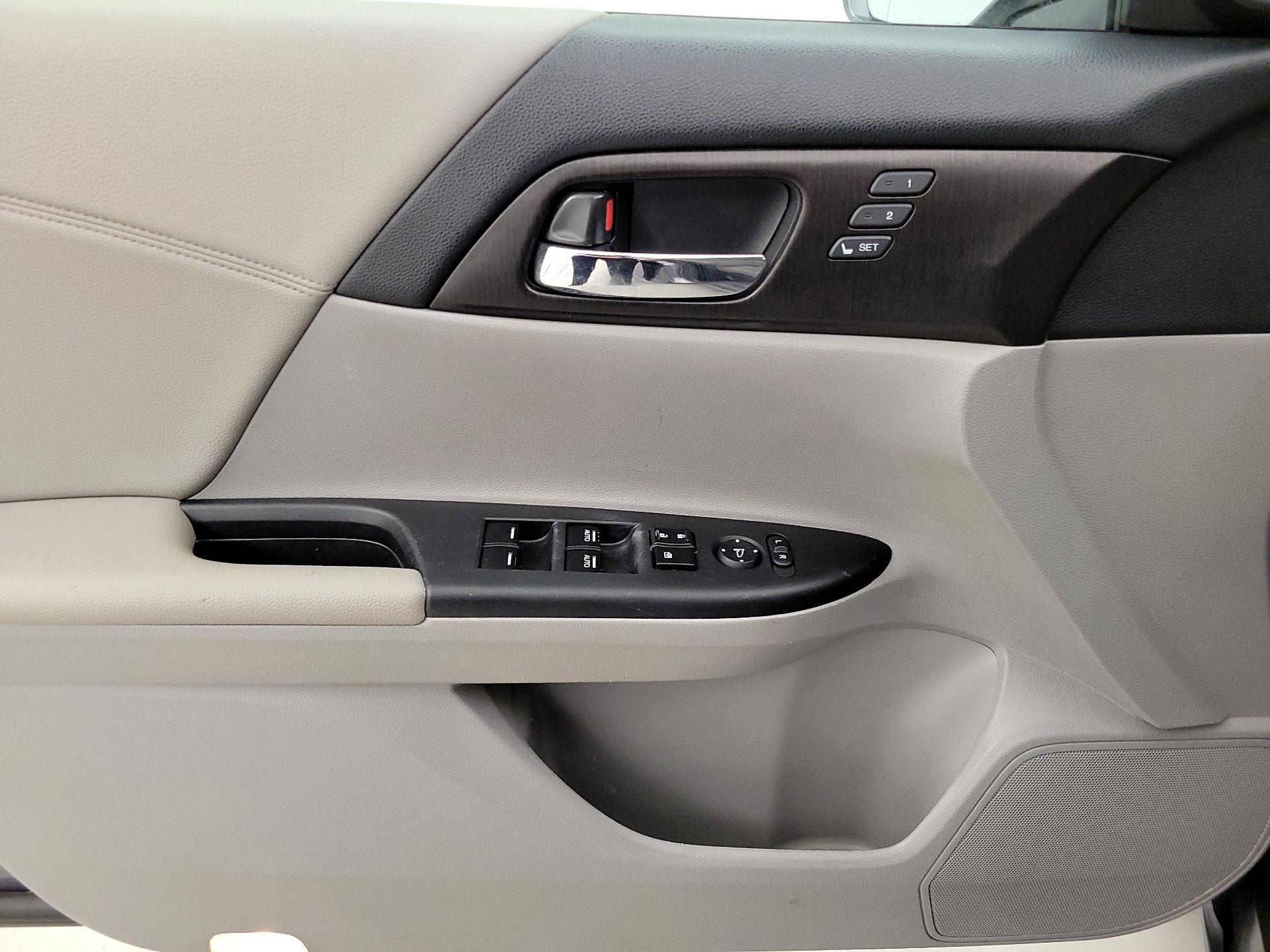 Thumbnail: 2014 Honda Accord - 12