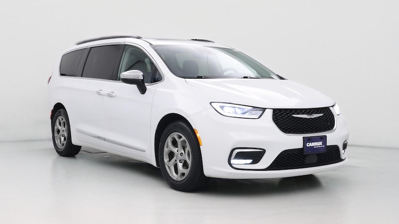 2023 Chrysler Pacifica Limited Hero Image