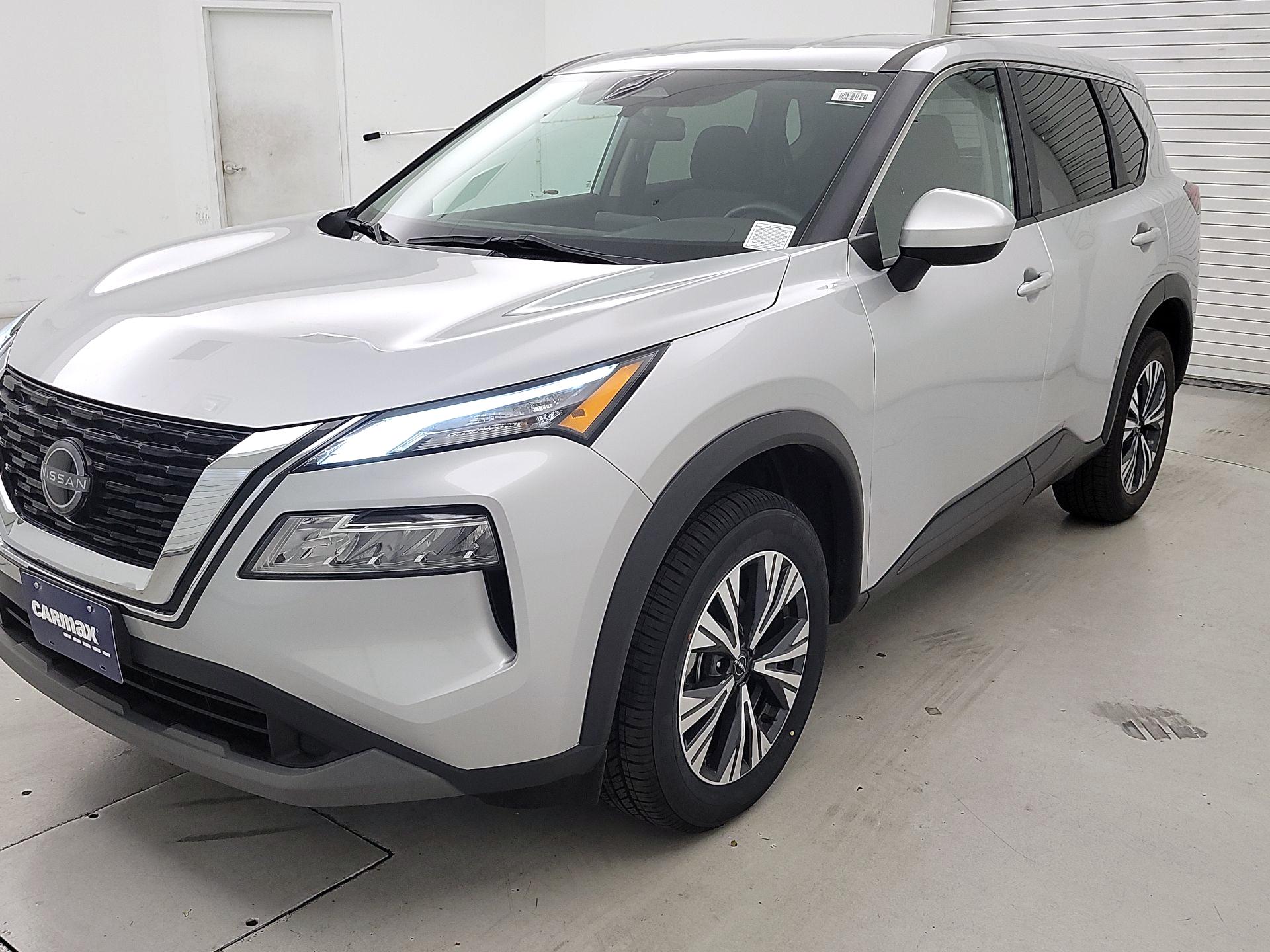 Thumbnail: 2023 Nissan Rogue - 3