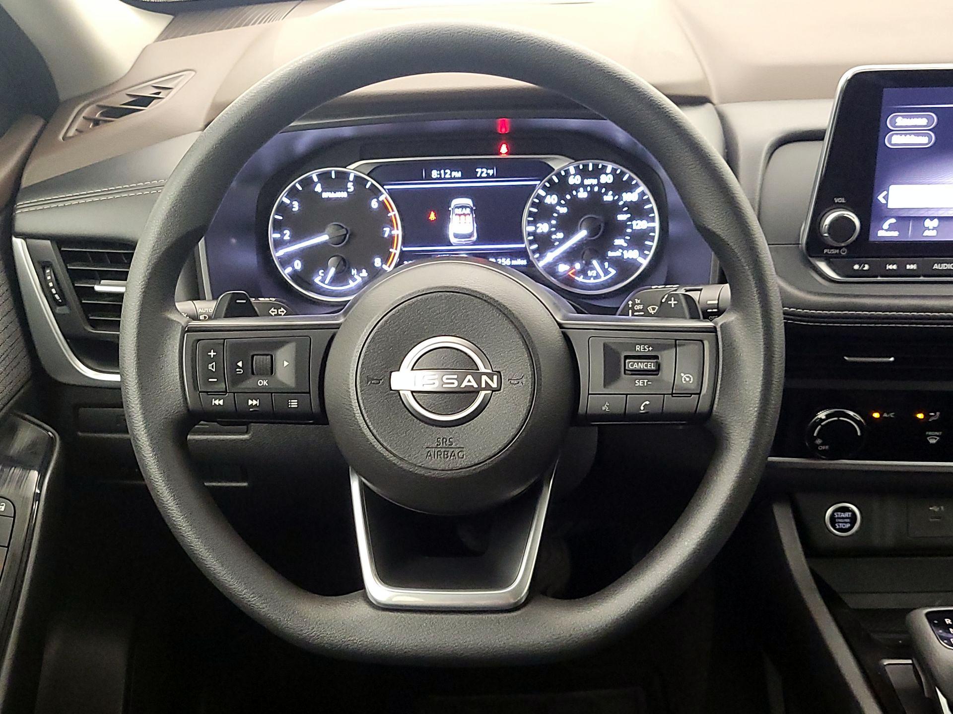 Thumbnail: 2023 Nissan Rogue - 10