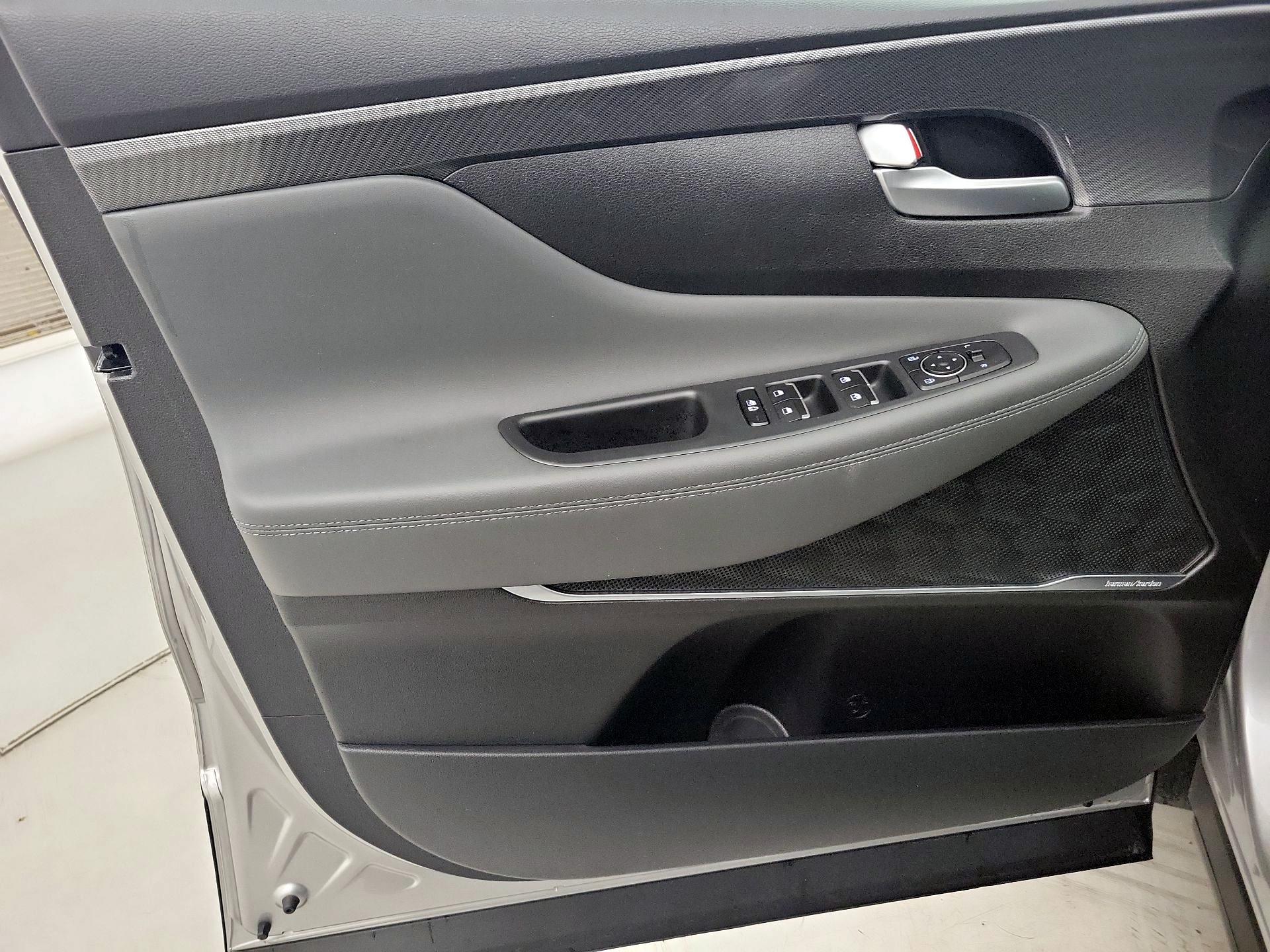 Thumbnail: 2021 Hyundai Santa Fe - 12
