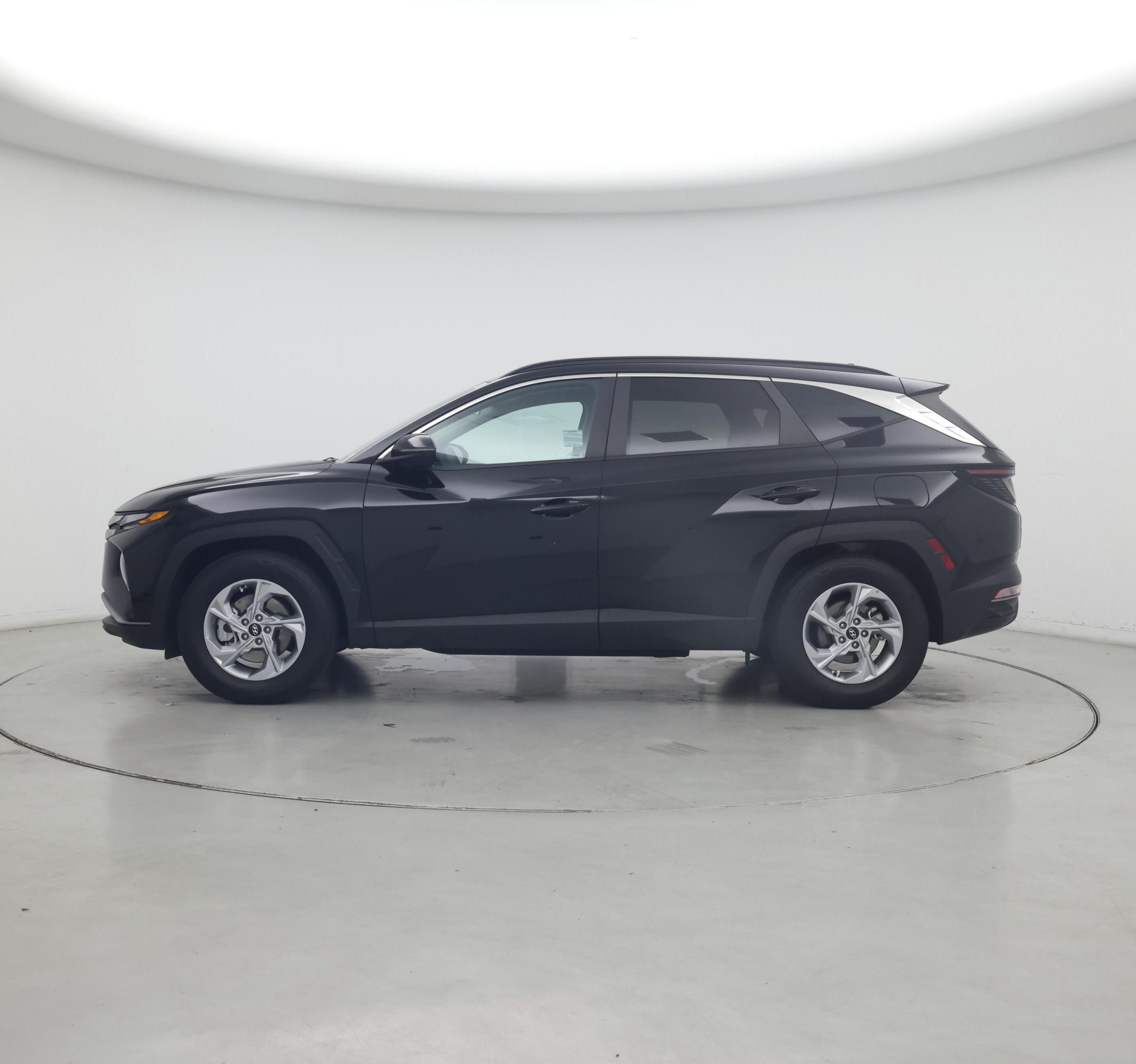 Thumbnail: 2022 Hyundai Tucson - 3