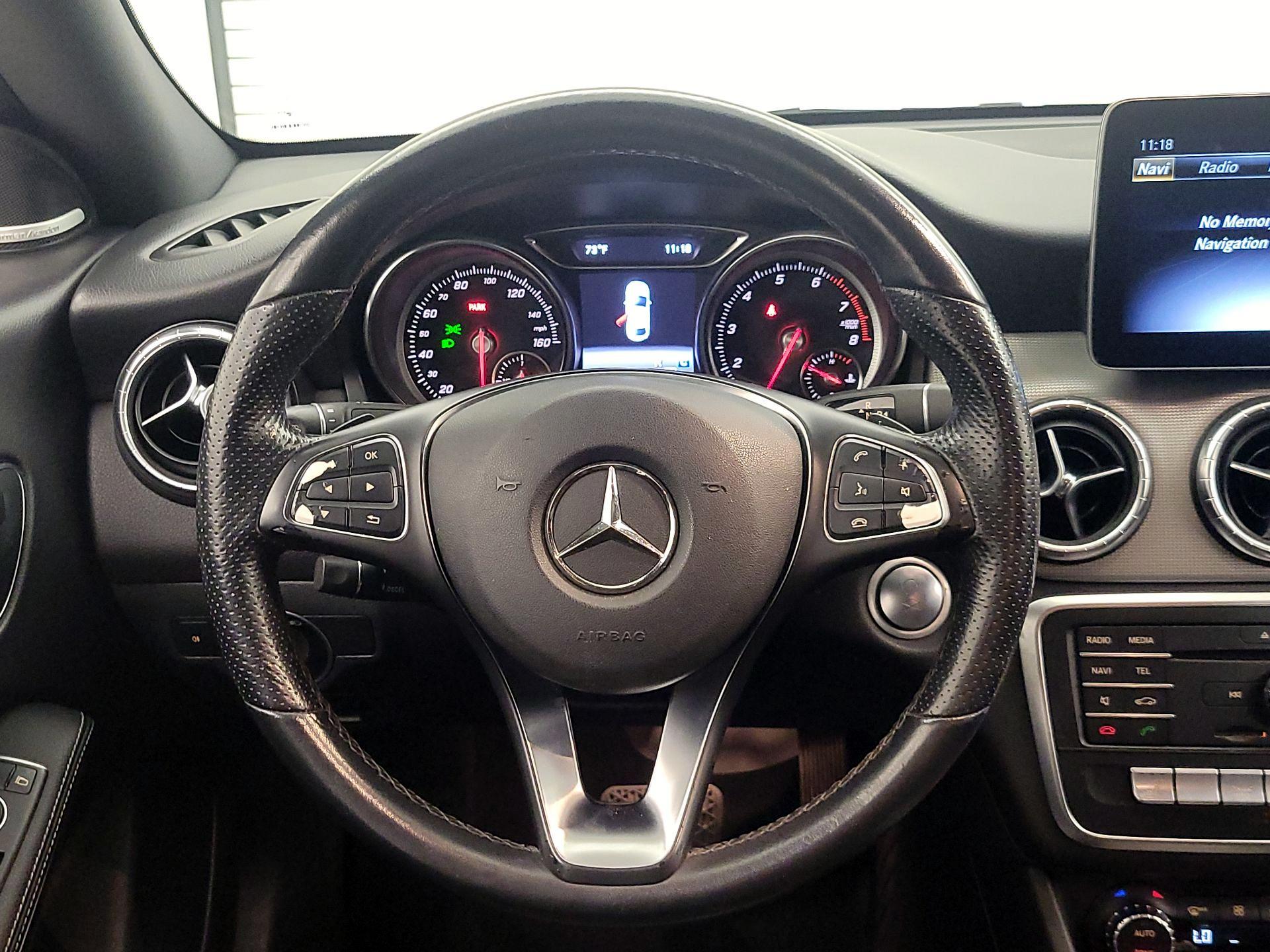 Thumbnail: 2019 Mercedes-Benz CLA - 10
