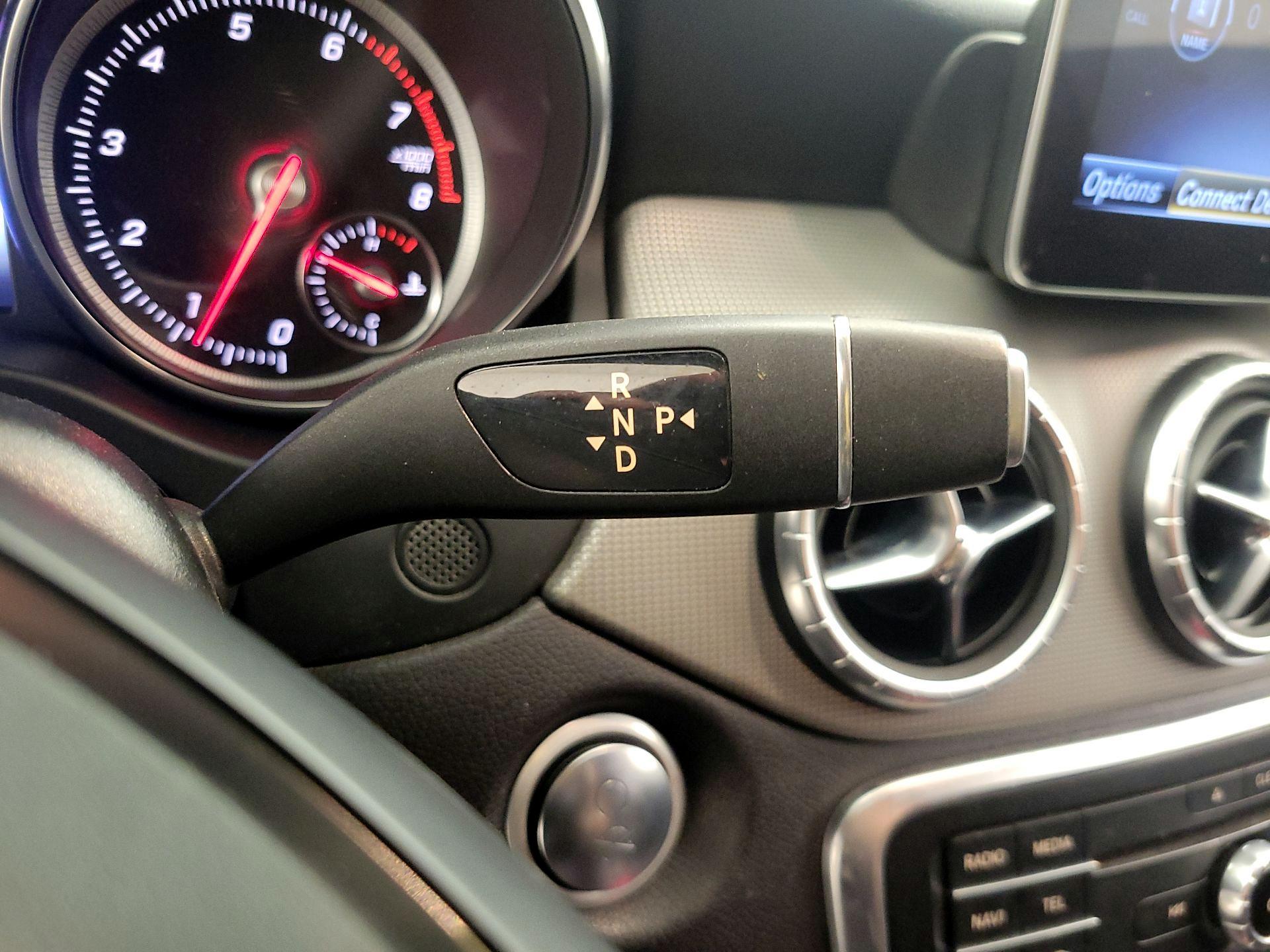 Thumbnail: 2019 Mercedes-Benz CLA - 17