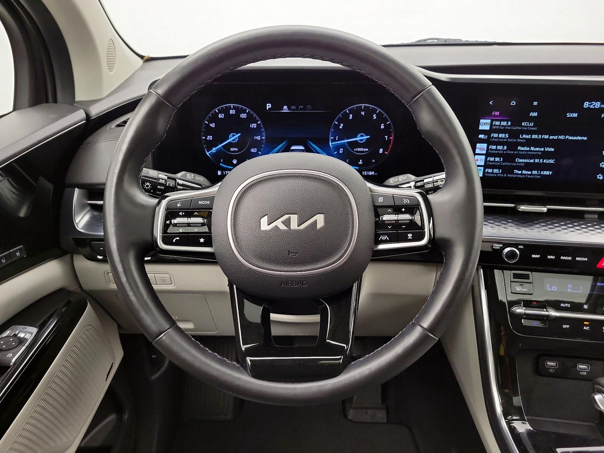 Thumbnail: 2022 Kia Carnival - 10