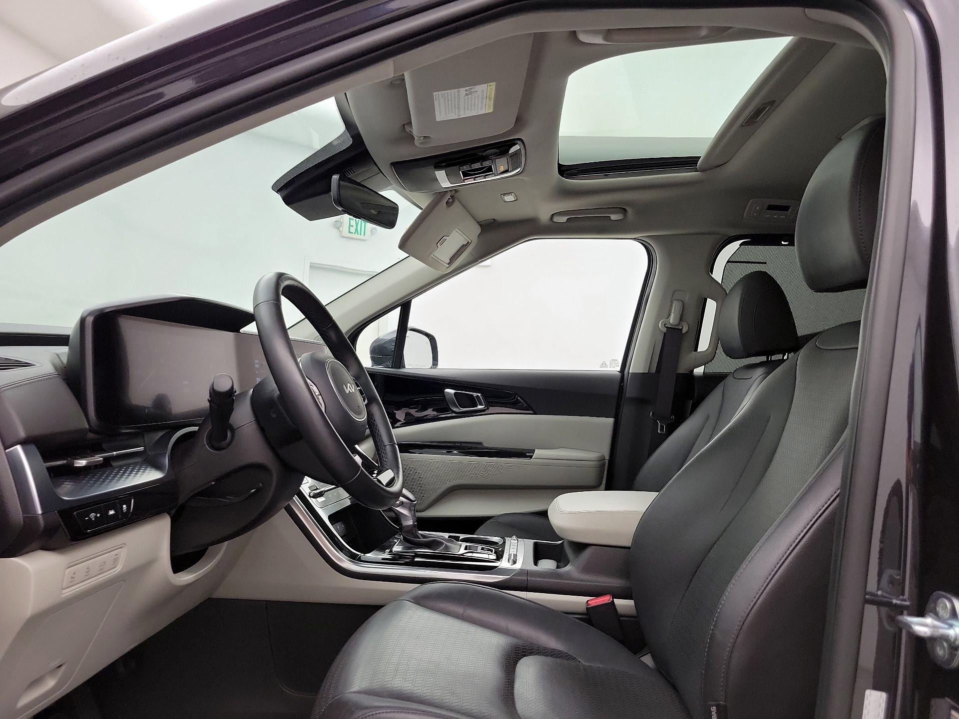 Thumbnail: 2022 Kia Carnival - 20