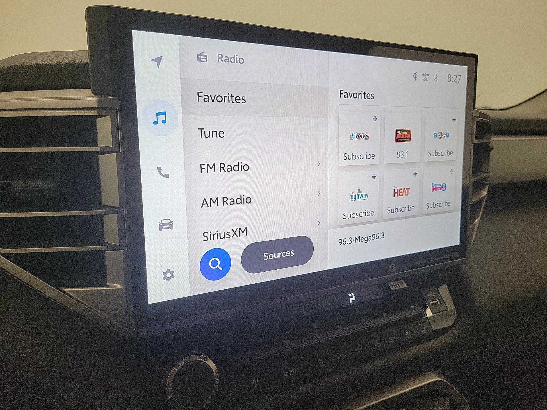 Thumbnail: 2023 Toyota Tundra - 15