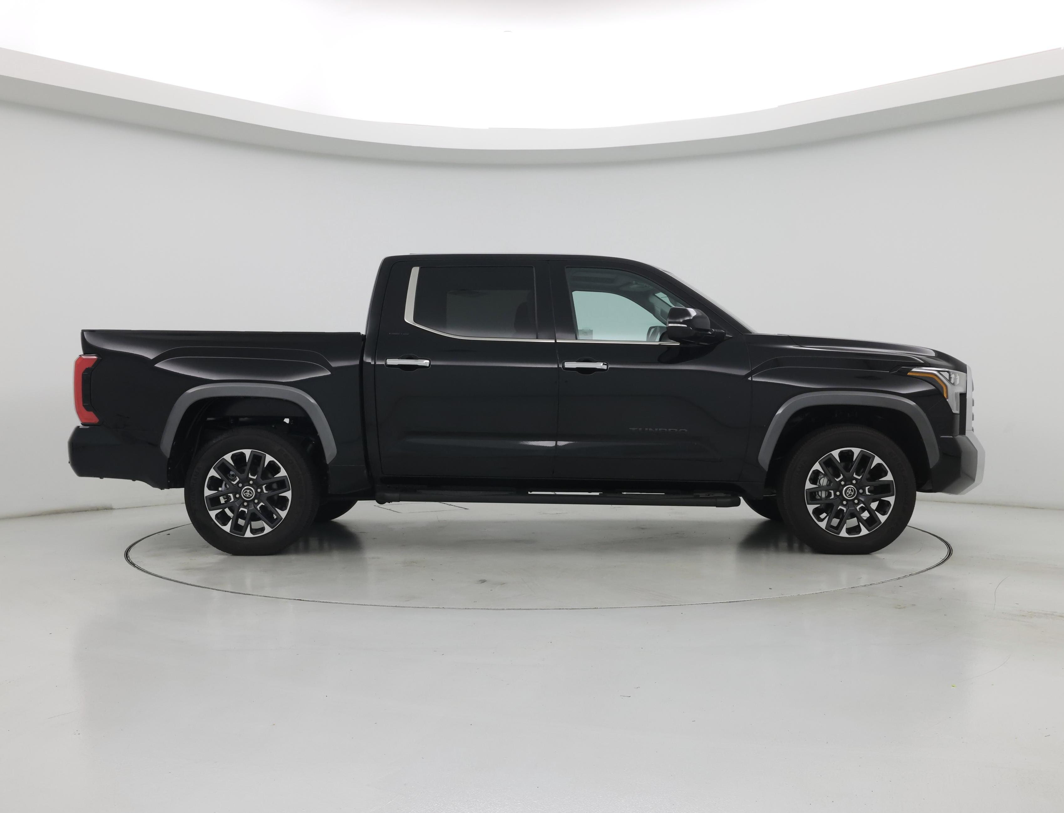 Thumbnail: 2023 Toyota Tundra - 7