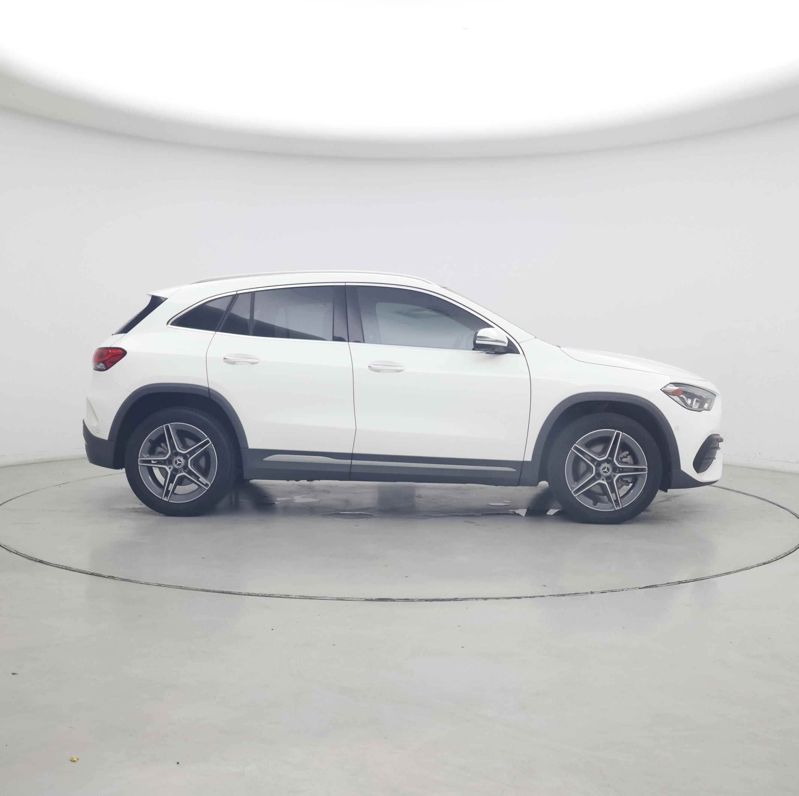 Thumbnail: 2022 Mercedes-Benz GLA - 7