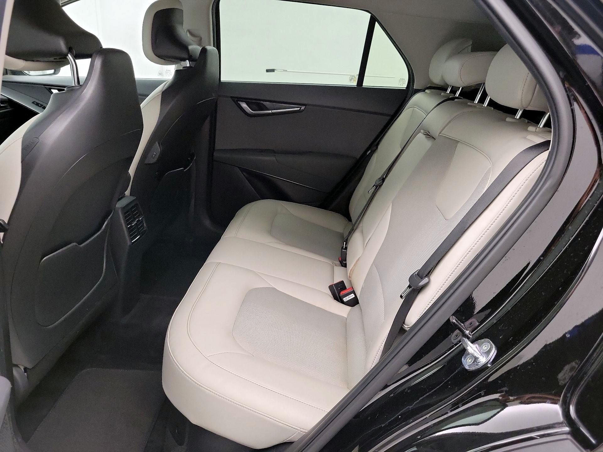 Thumbnail: 2023 Kia Niro - 20