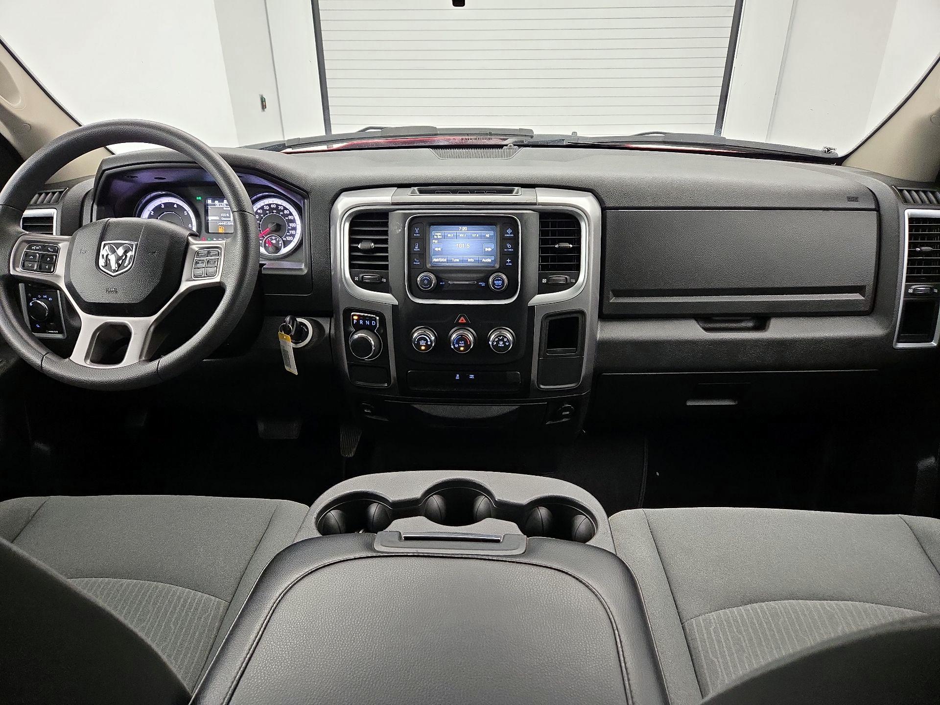 Thumbnail: 2024 RAM 1500 Classic - 9