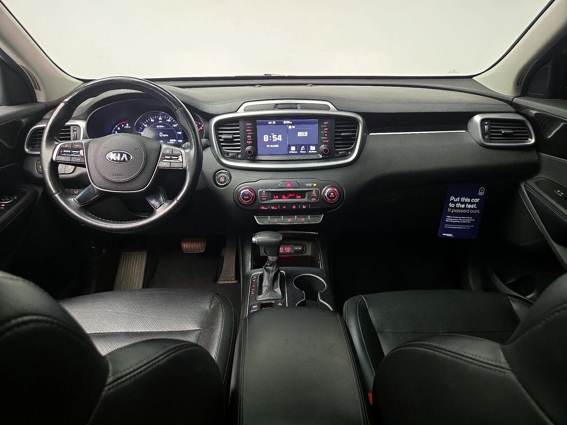 Thumbnail: 2019 Kia Sorento - 9