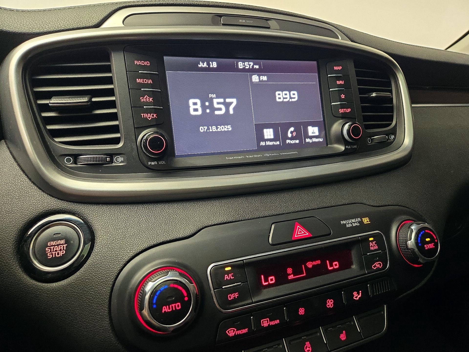 Thumbnail: 2019 Kia Sorento - 15