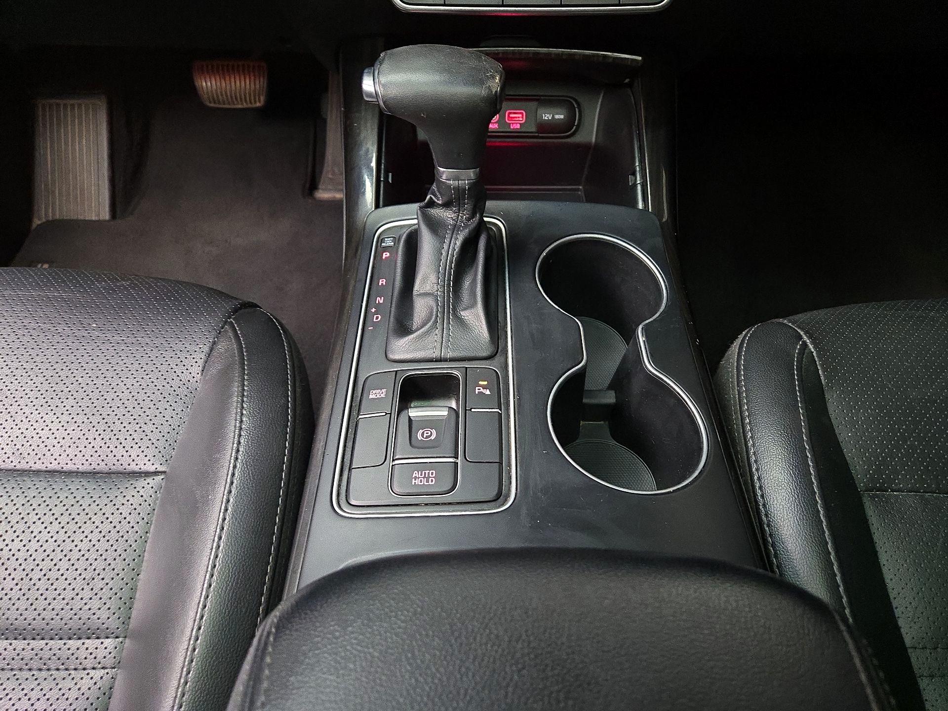 Thumbnail: 2019 Kia Sorento - 17