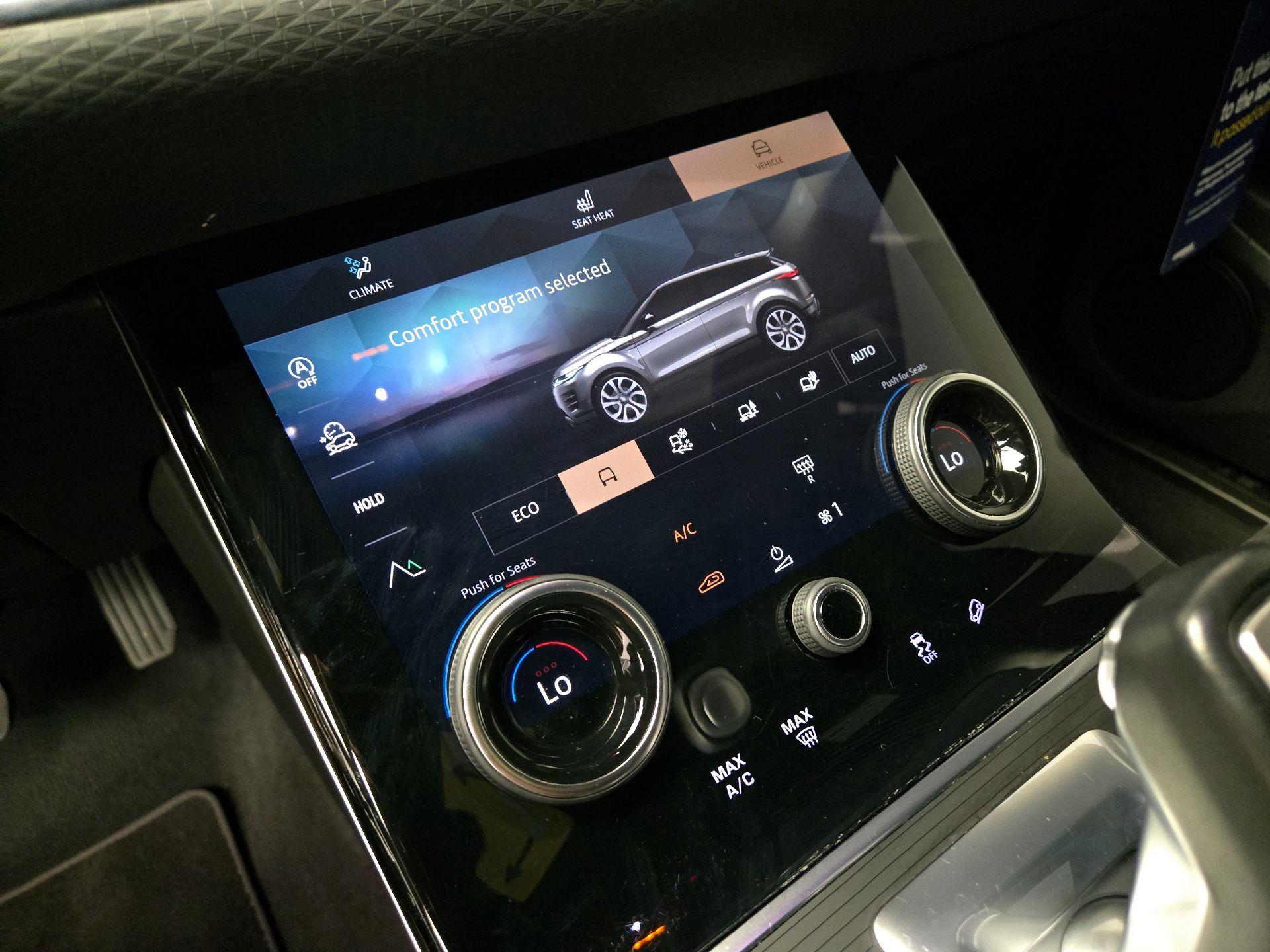 Thumbnail: 2021 Land Rover Range Rover Evoque - 17
