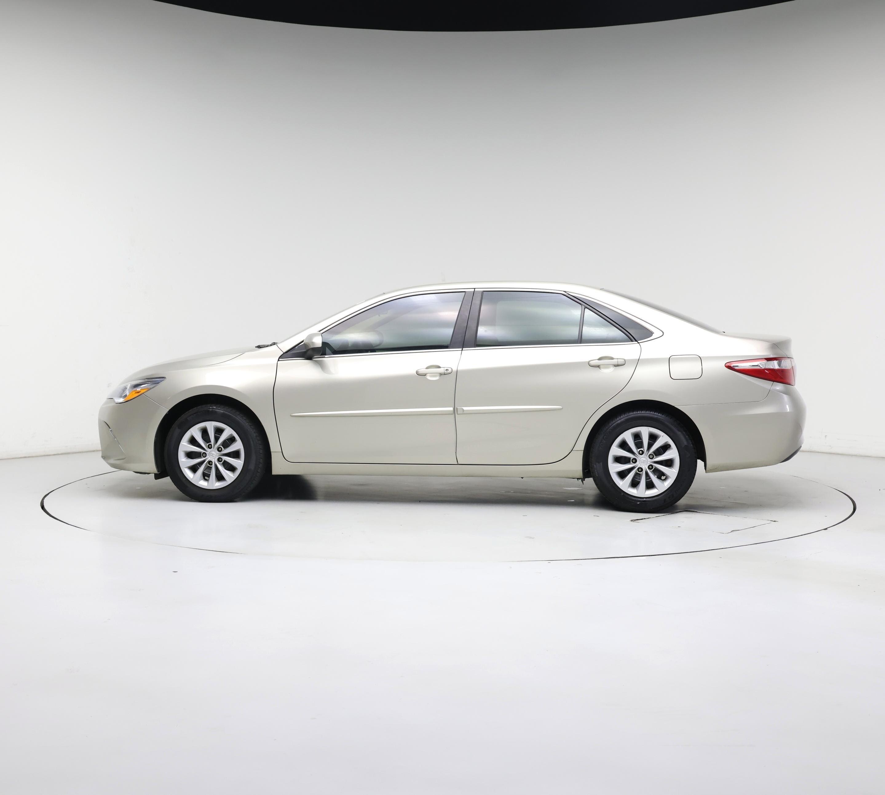 Thumbnail: 2017 Toyota Camry - 3