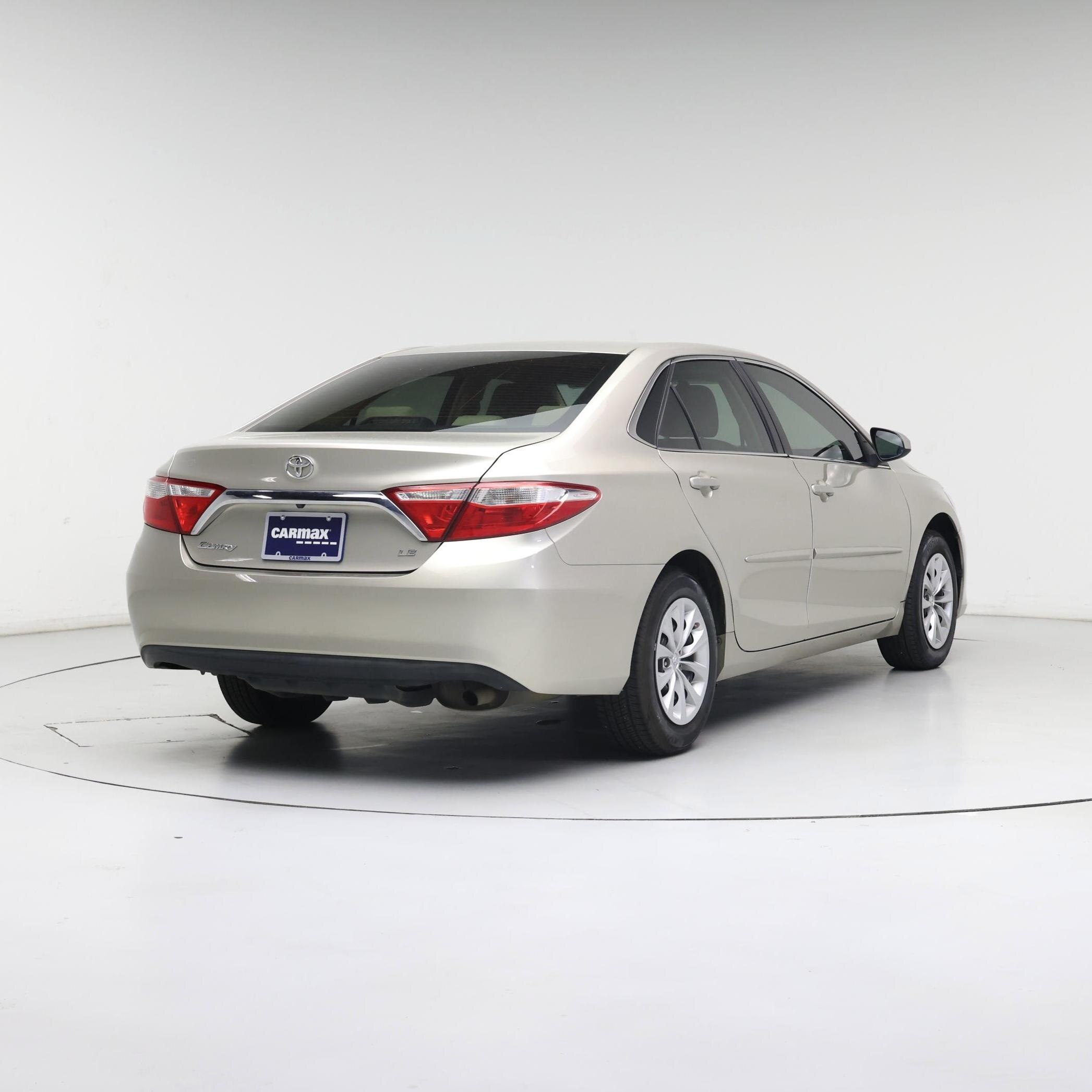 Thumbnail: 2017 Toyota Camry - 8