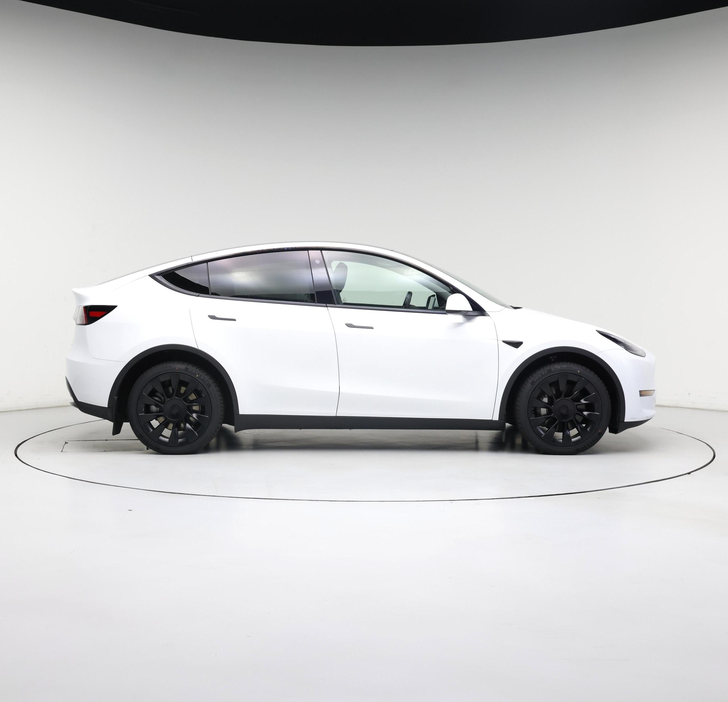 Thumbnail: 2023 Tesla Model Y - 7