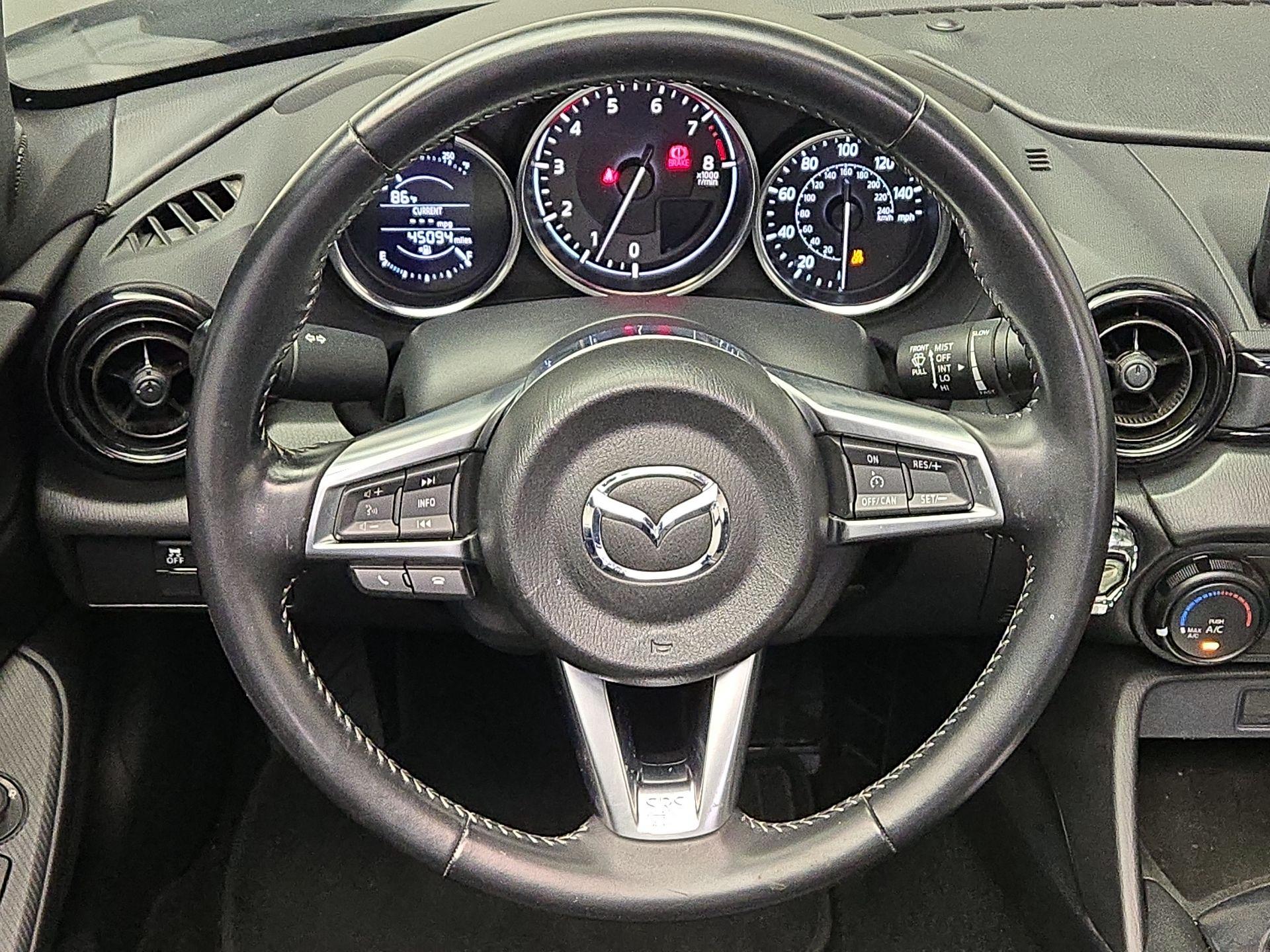 Thumbnail: 2021 Mazda MX-5 Miata - 10