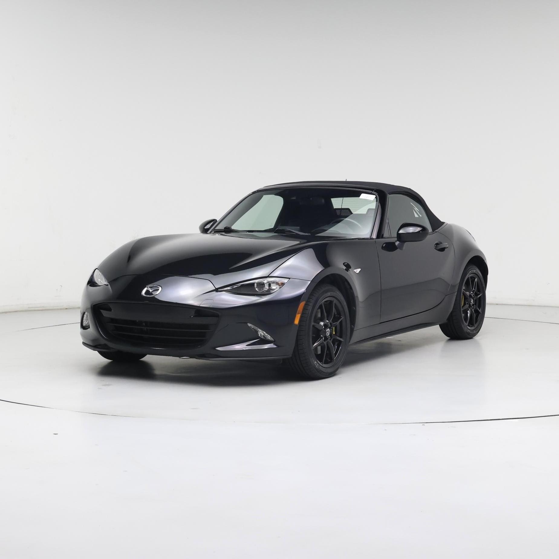 Thumbnail: 2021 Mazda MX-5 Miata - 4