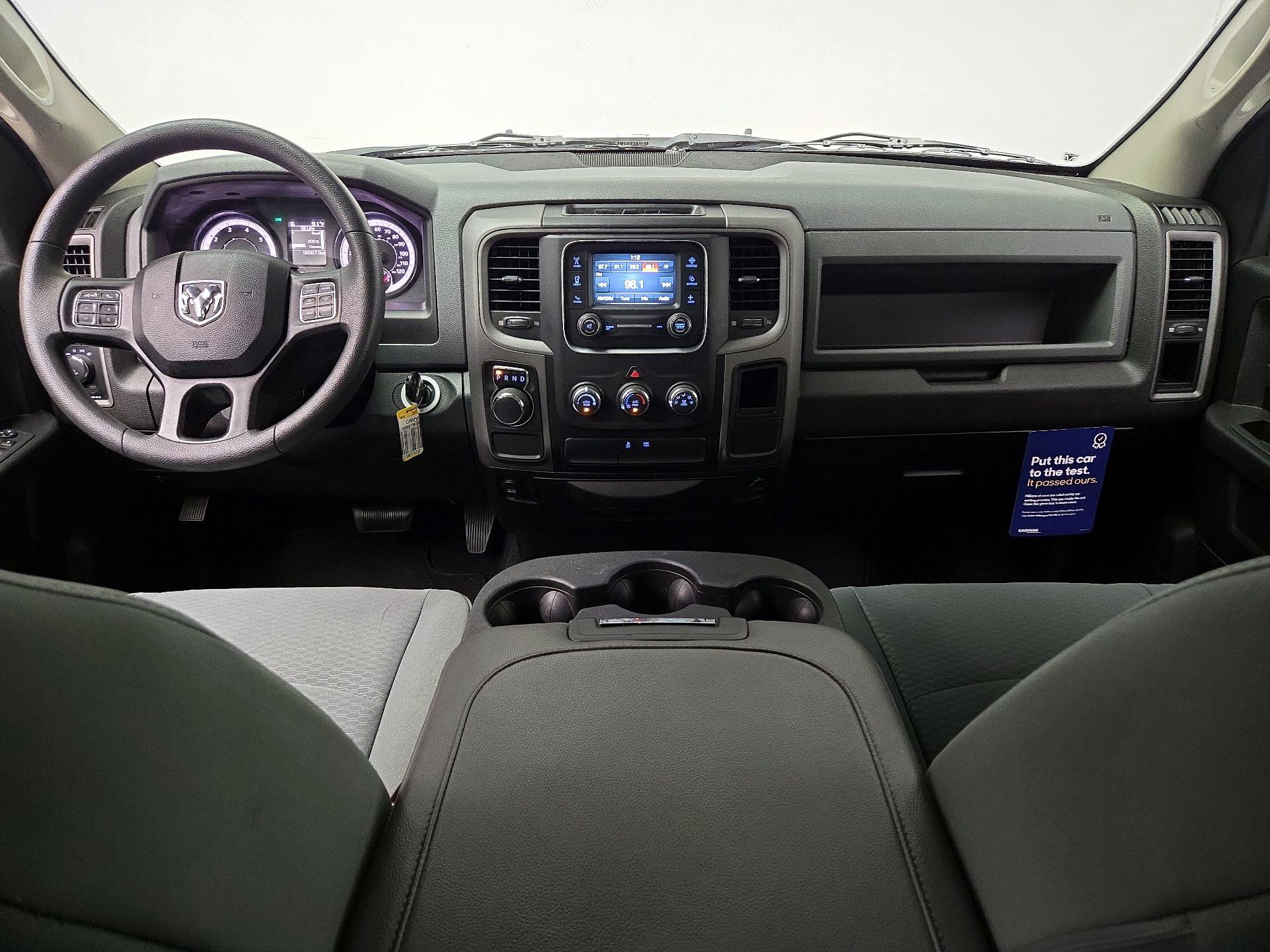 Thumbnail: 2019 RAM 1500 Classic - 9