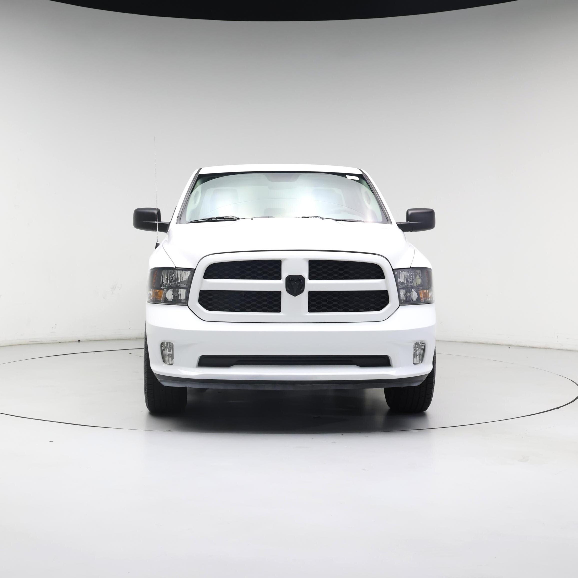 Thumbnail: 2019 RAM 1500 Classic - 5