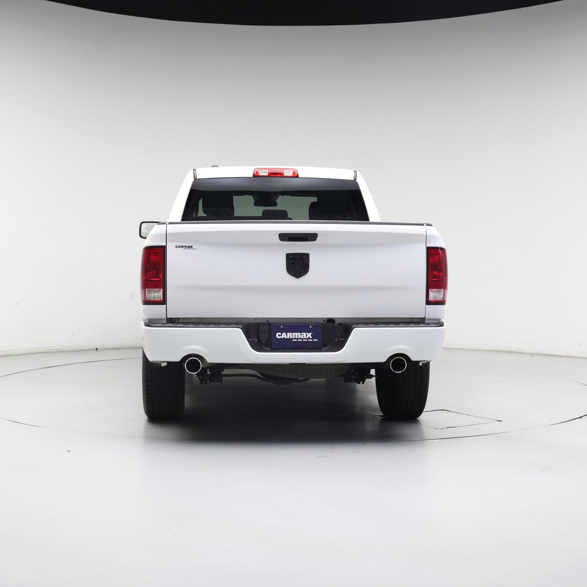 Thumbnail: 2019 RAM 1500 Classic - 6