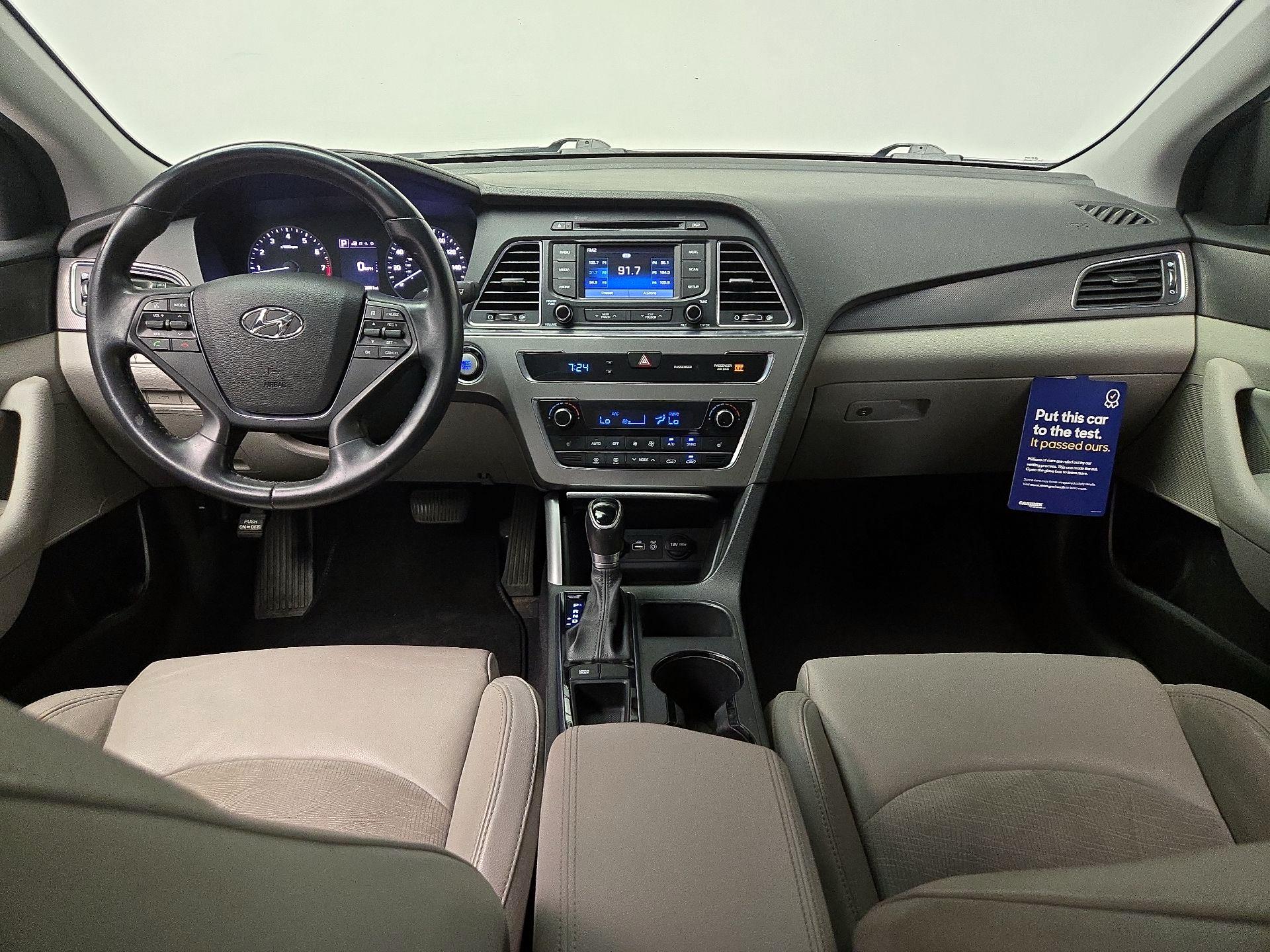 Thumbnail: 2015 Hyundai Sonata - 9