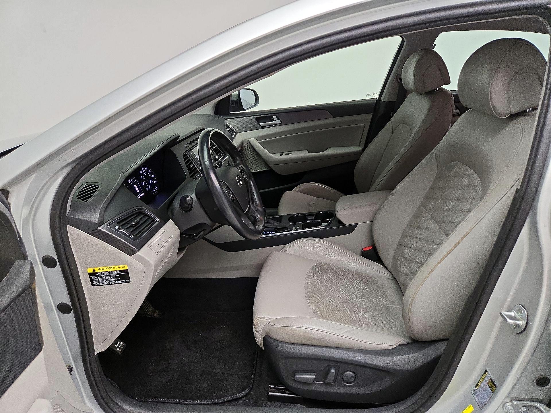 Thumbnail: 2015 Hyundai Sonata - 11