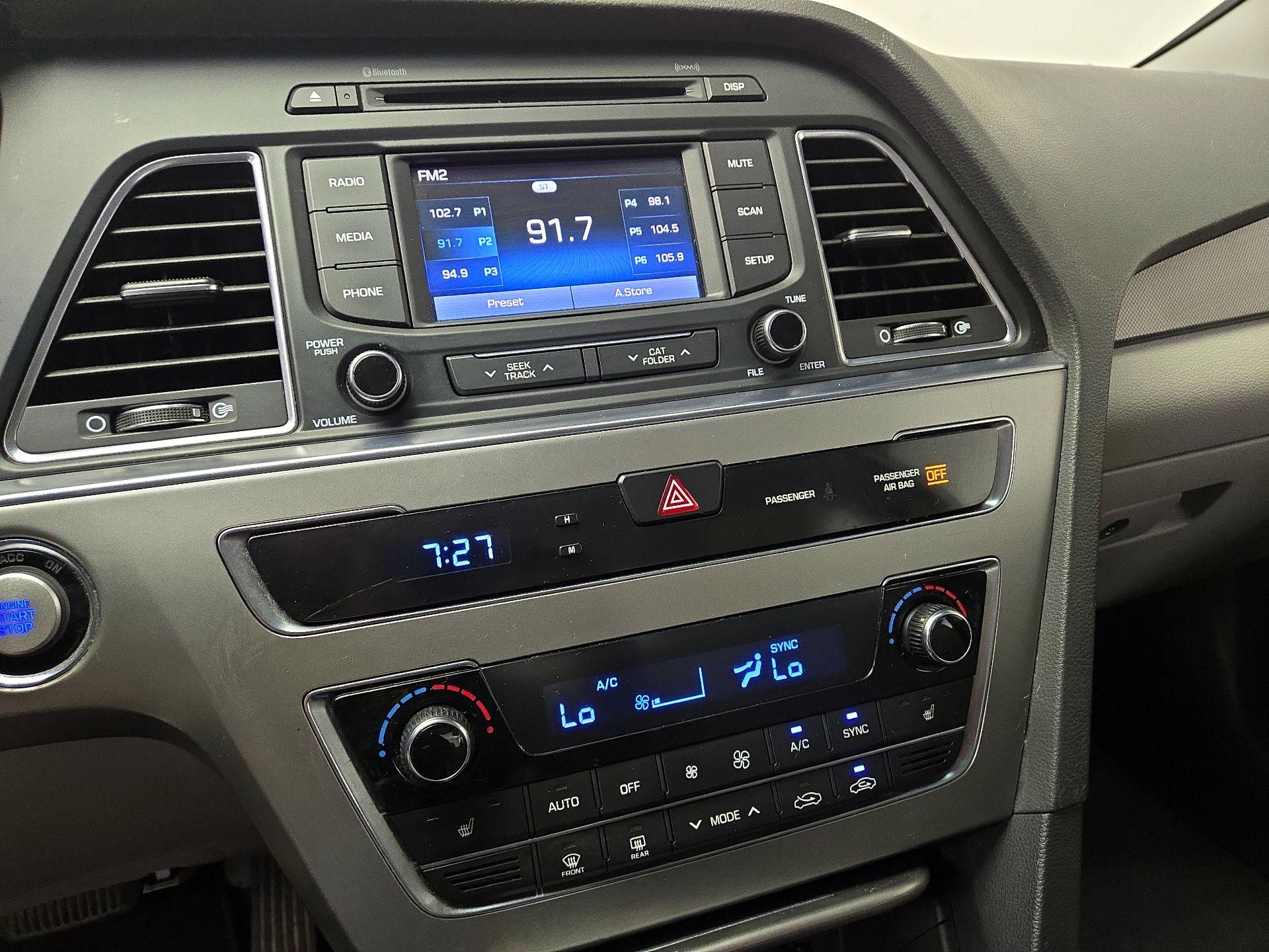 Thumbnail: 2015 Hyundai Sonata - 15