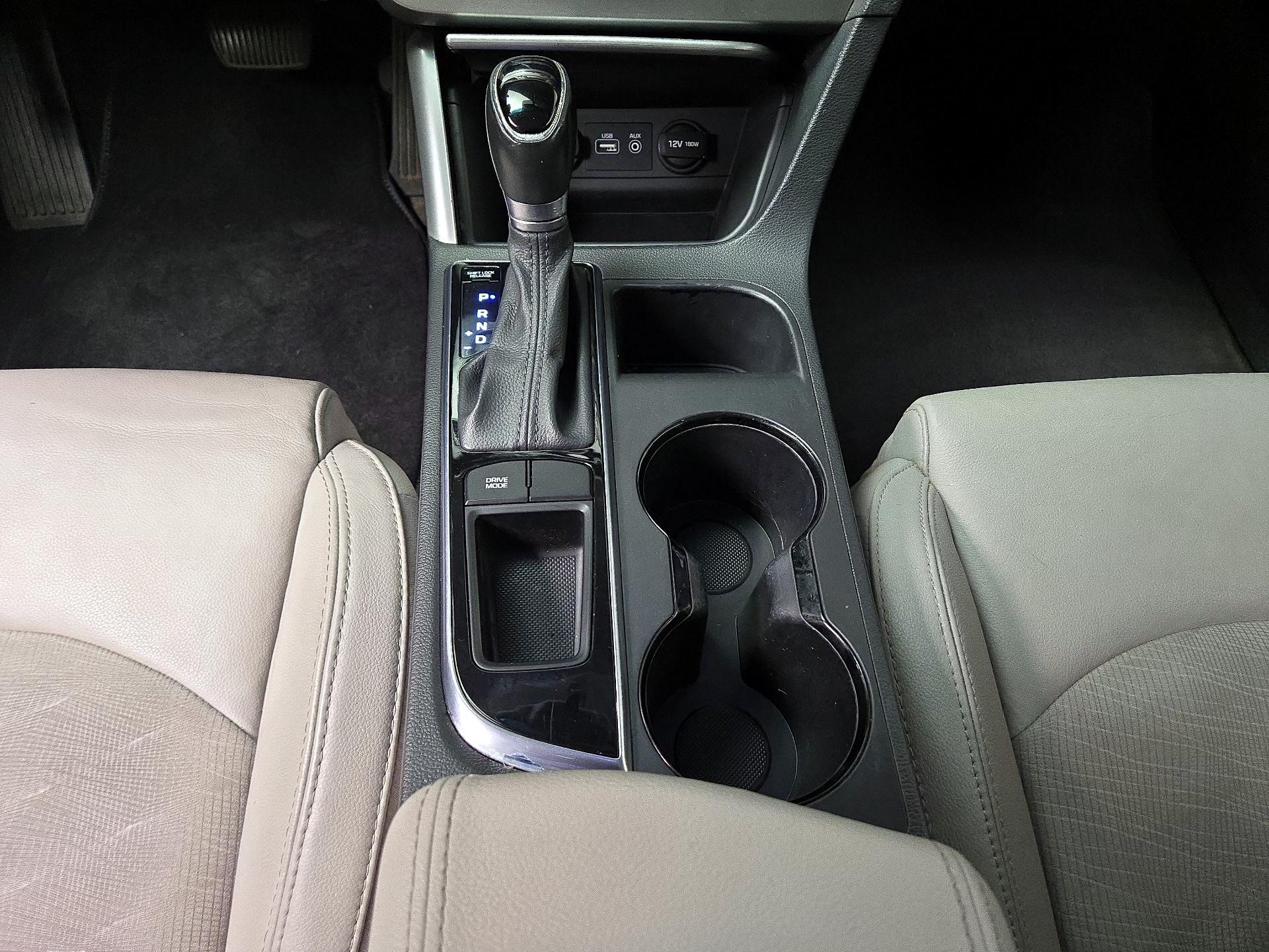 Thumbnail: 2015 Hyundai Sonata - 17