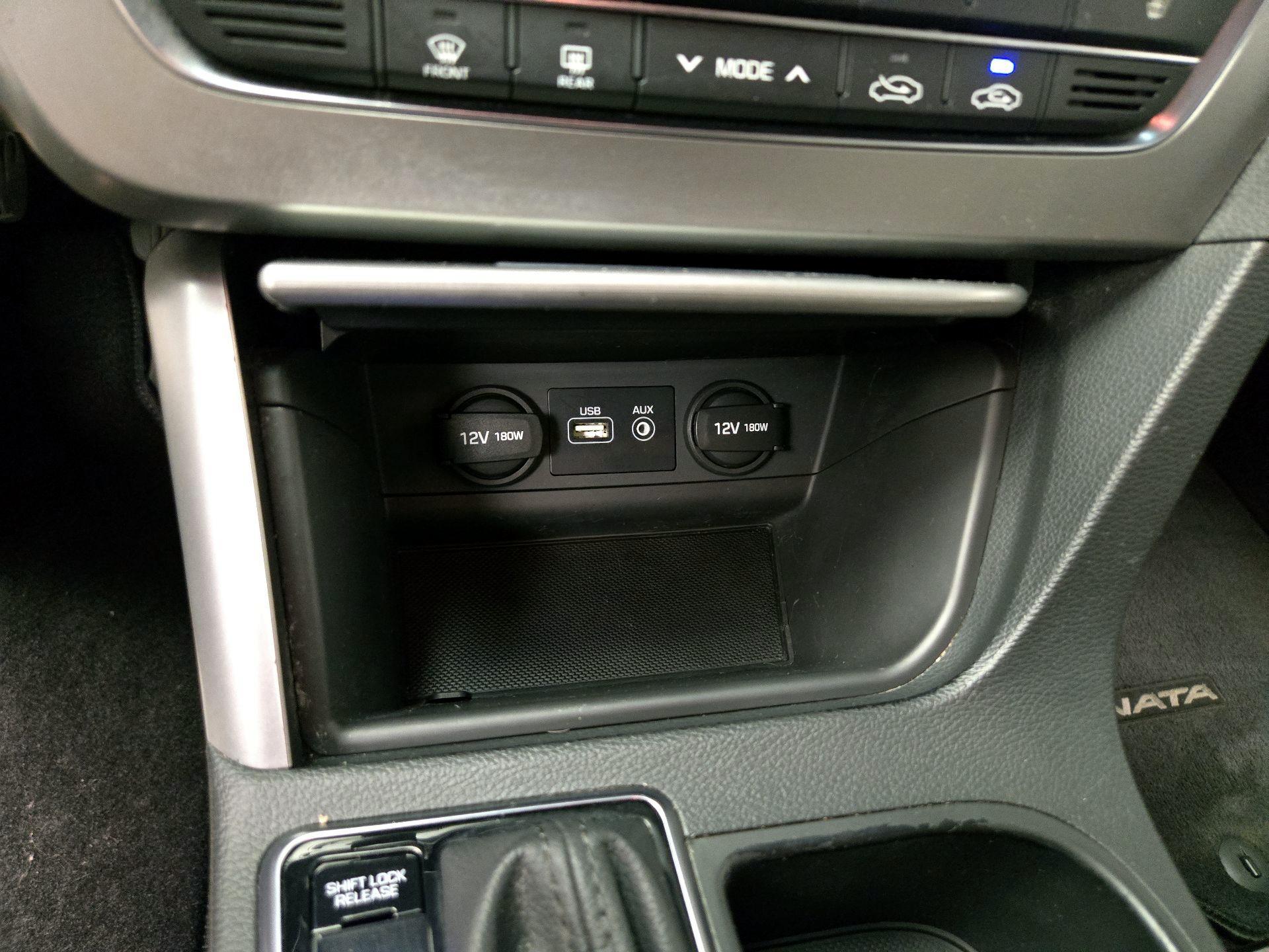 Thumbnail: 2015 Hyundai Sonata - 18