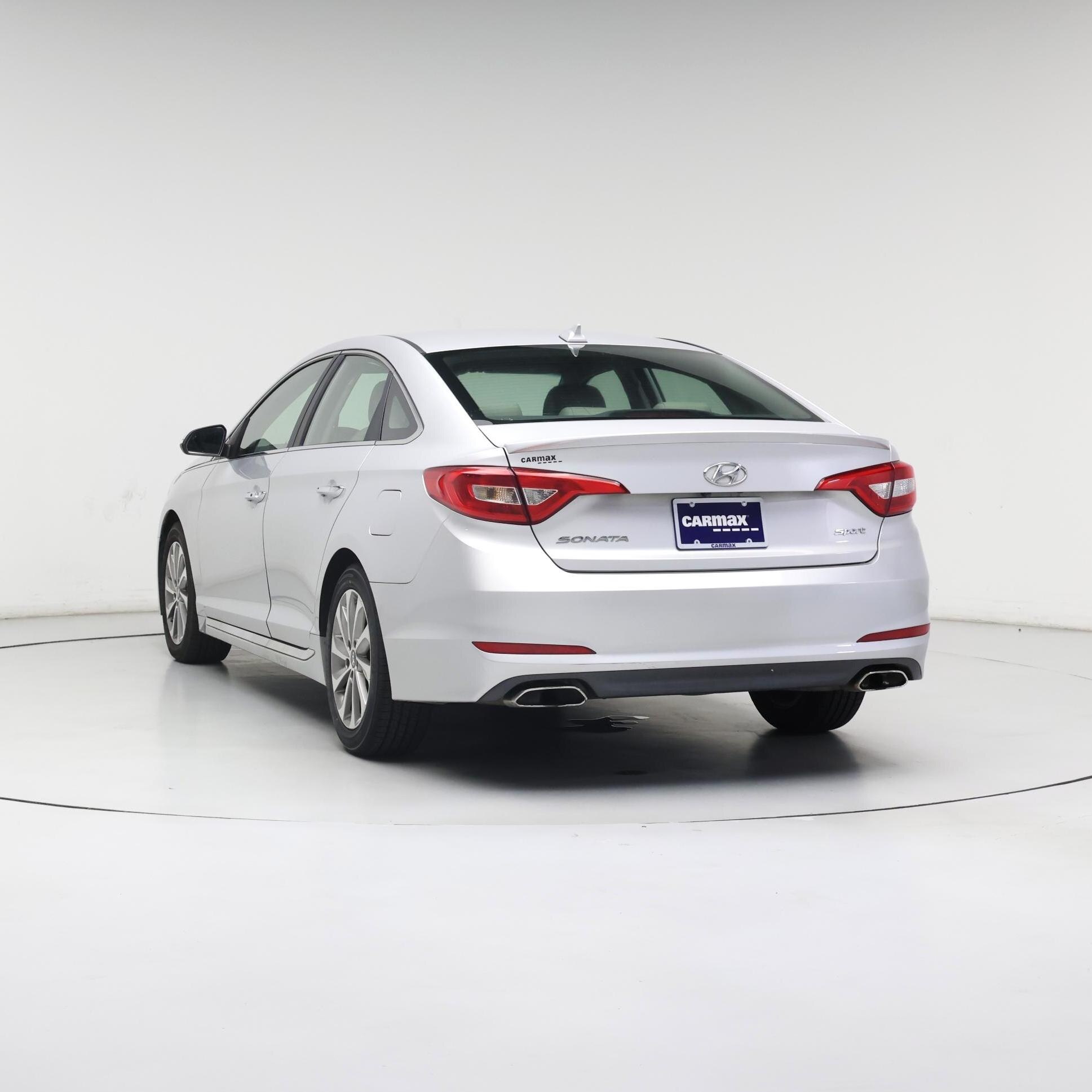 Thumbnail: 2015 Hyundai Sonata - 2