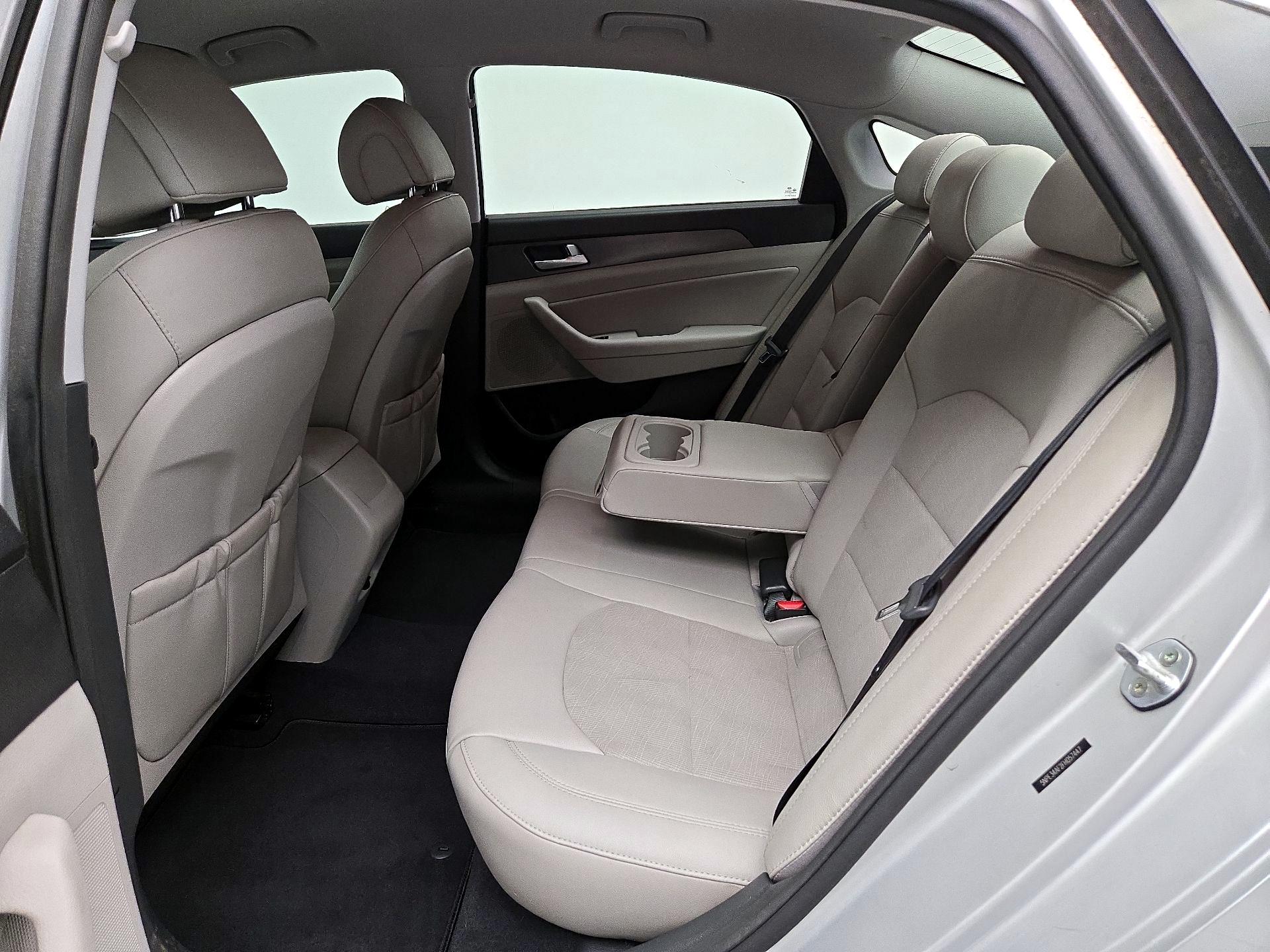 Thumbnail: 2015 Hyundai Sonata - 19