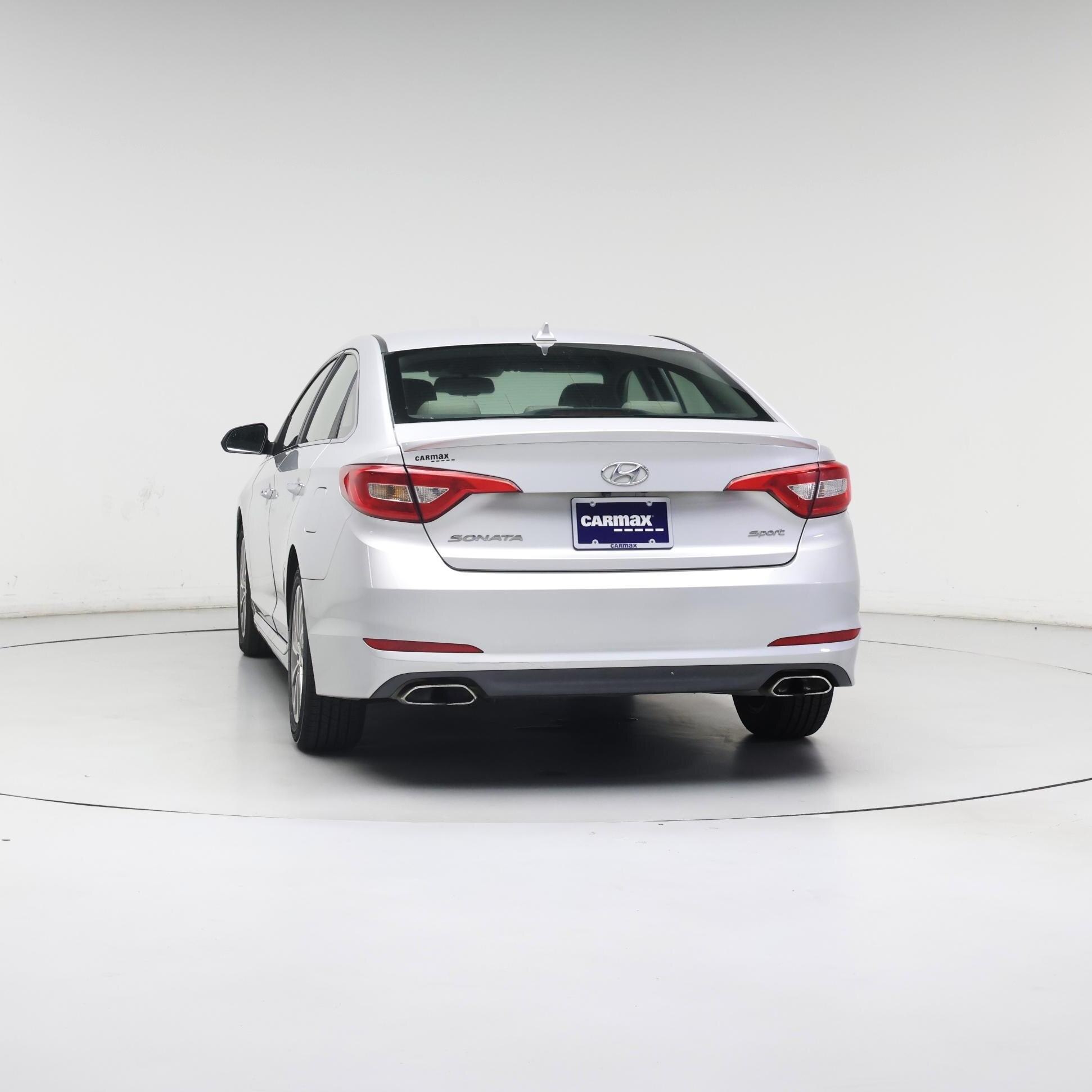 Thumbnail: 2015 Hyundai Sonata - 6