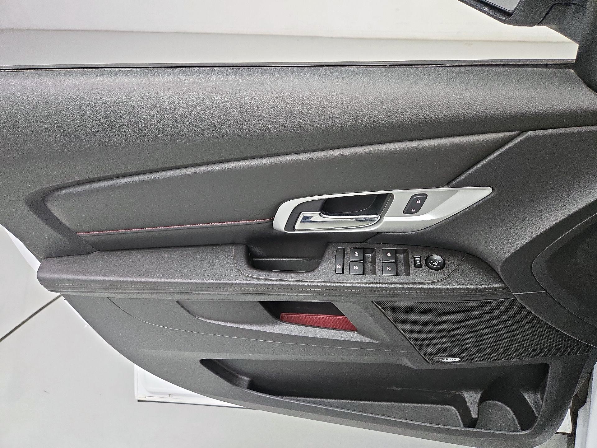 Thumbnail: 2016 GMC Terrain - 12
