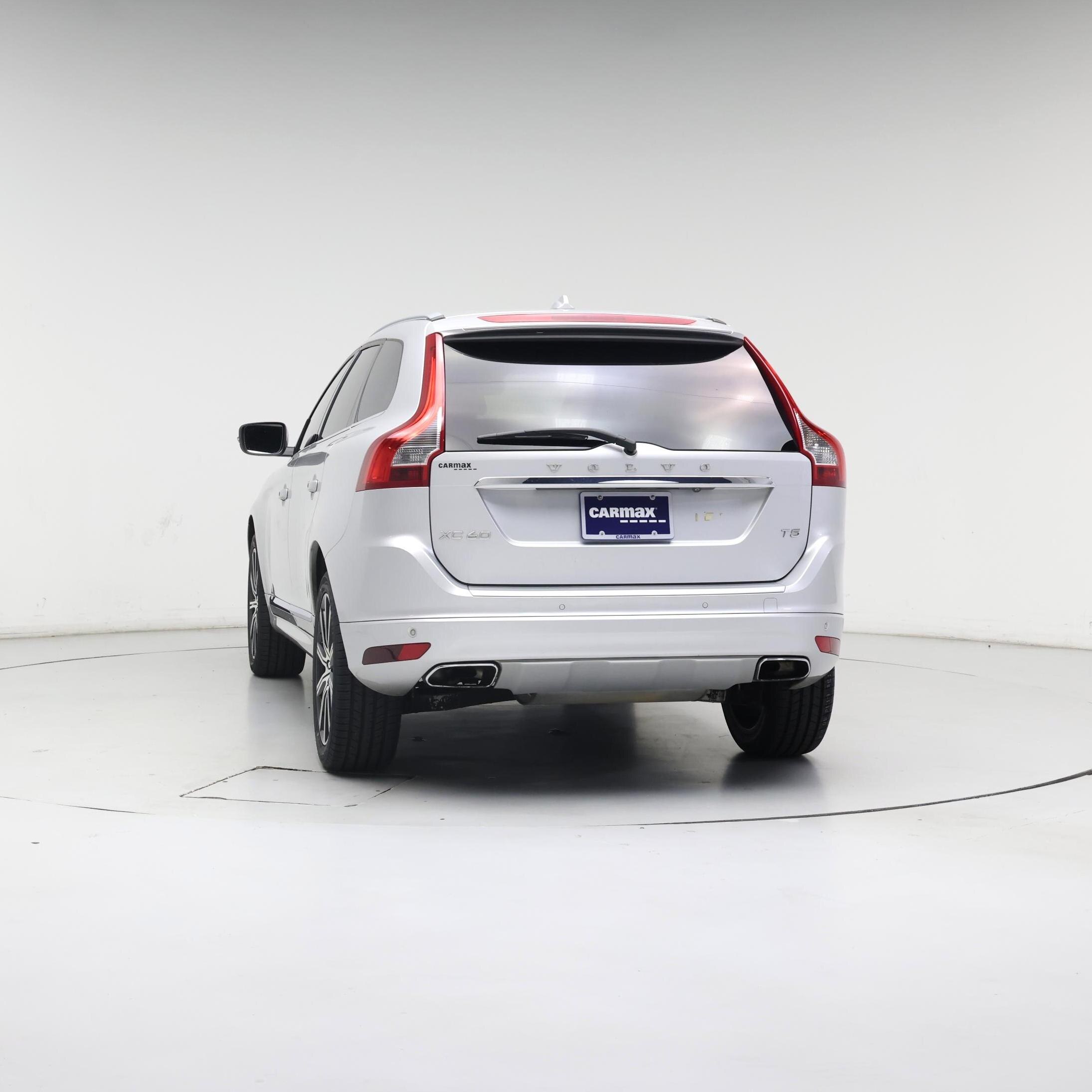 Thumbnail: 2016 Volvo XC60 - 6