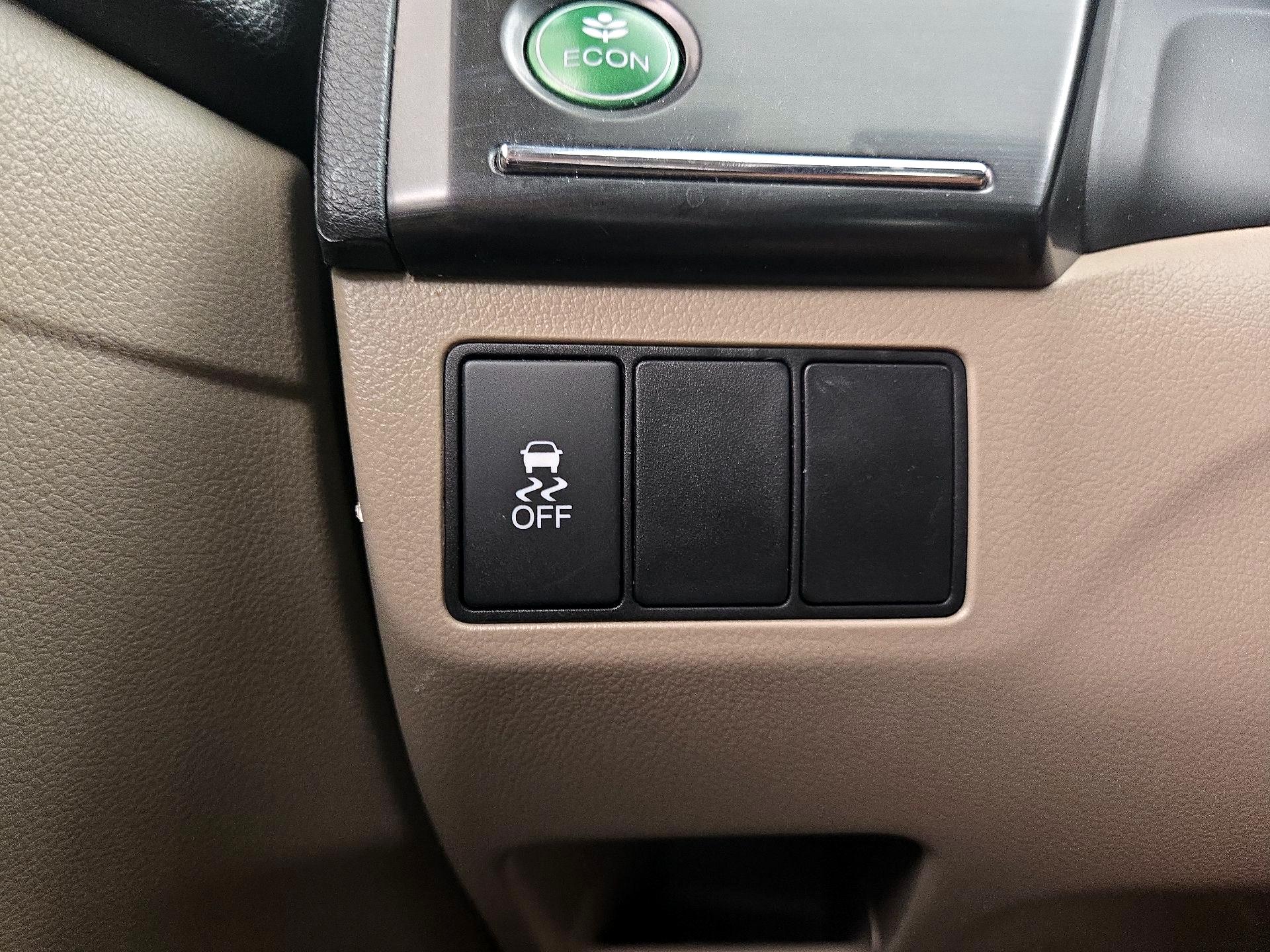Thumbnail: 2015 Honda Civic - 13