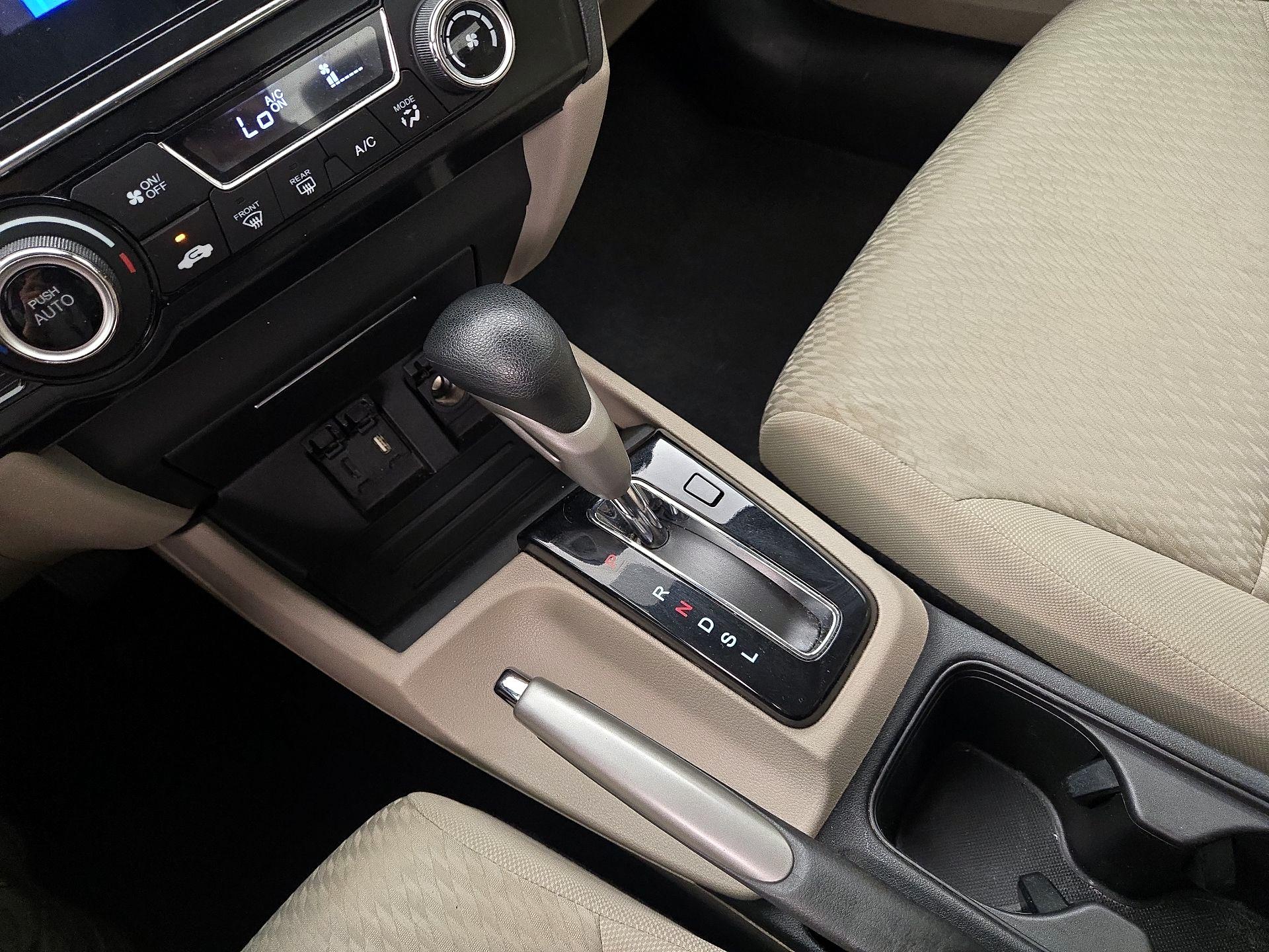Thumbnail: 2015 Honda Civic - 16