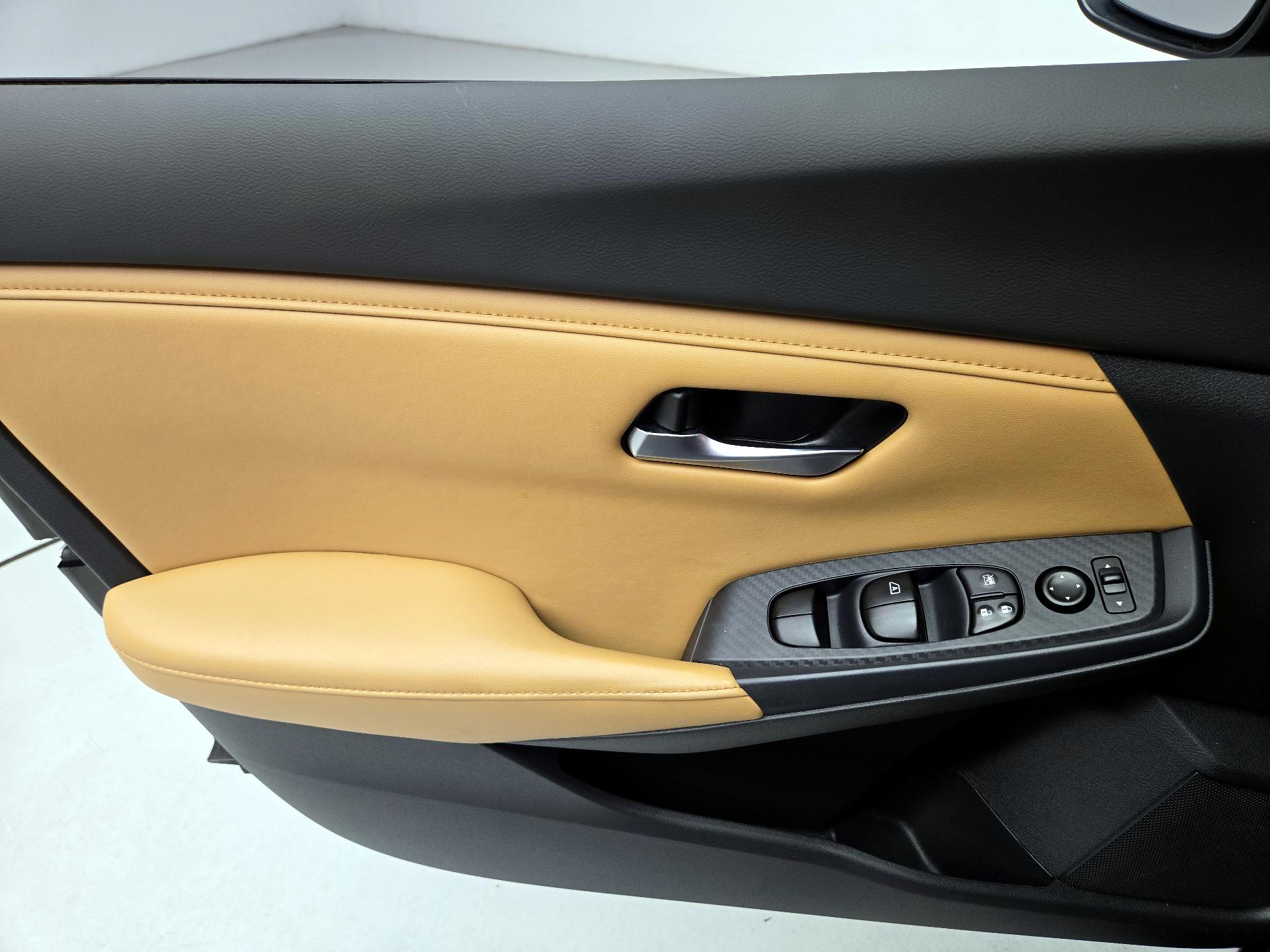 Thumbnail: 2022 Nissan Sentra - 12